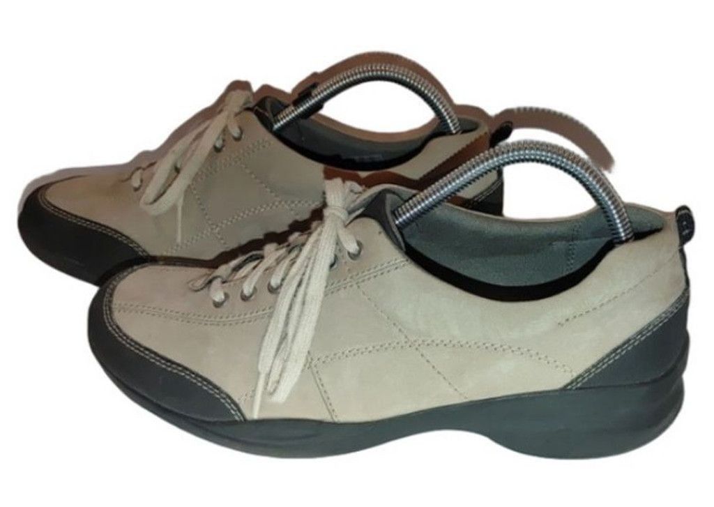 Clarks Clarks In Motion Womens Suede Sneakers Size 10M Size US 10 / IT 40 - 1 Thumbnail