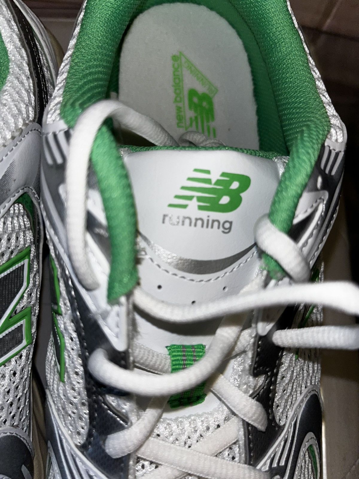 New Balance Size 9.5 New Balance 530 Pine Leaf White & Green Deadstock Size US 9.5 / EU 42-43 - 12 Thumbnail