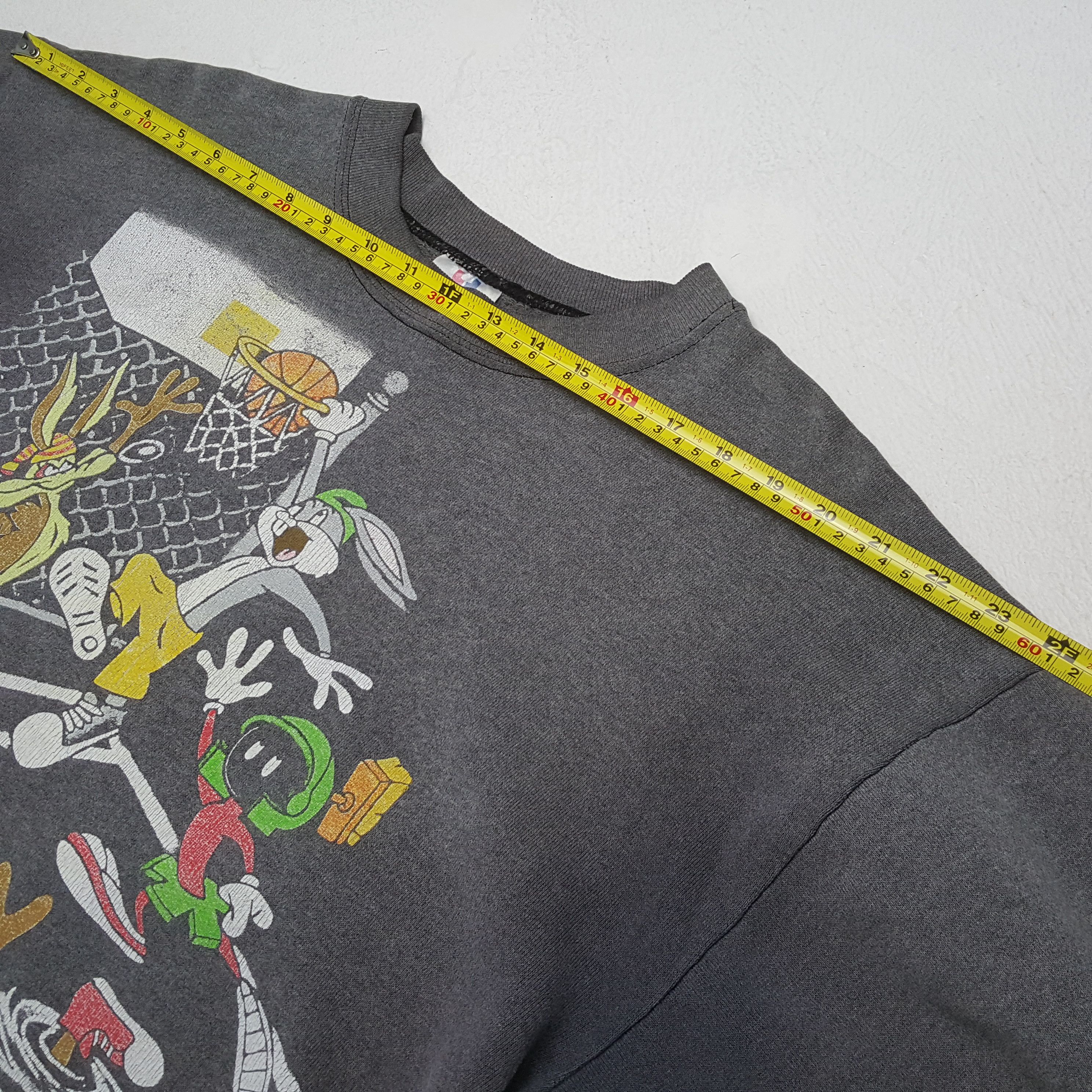 Vintage Looney Tunes Cartoon Character Vintage Sweatshirt C300N25 Size US M / EU 48-50 / 2 - 4 Thumbnail