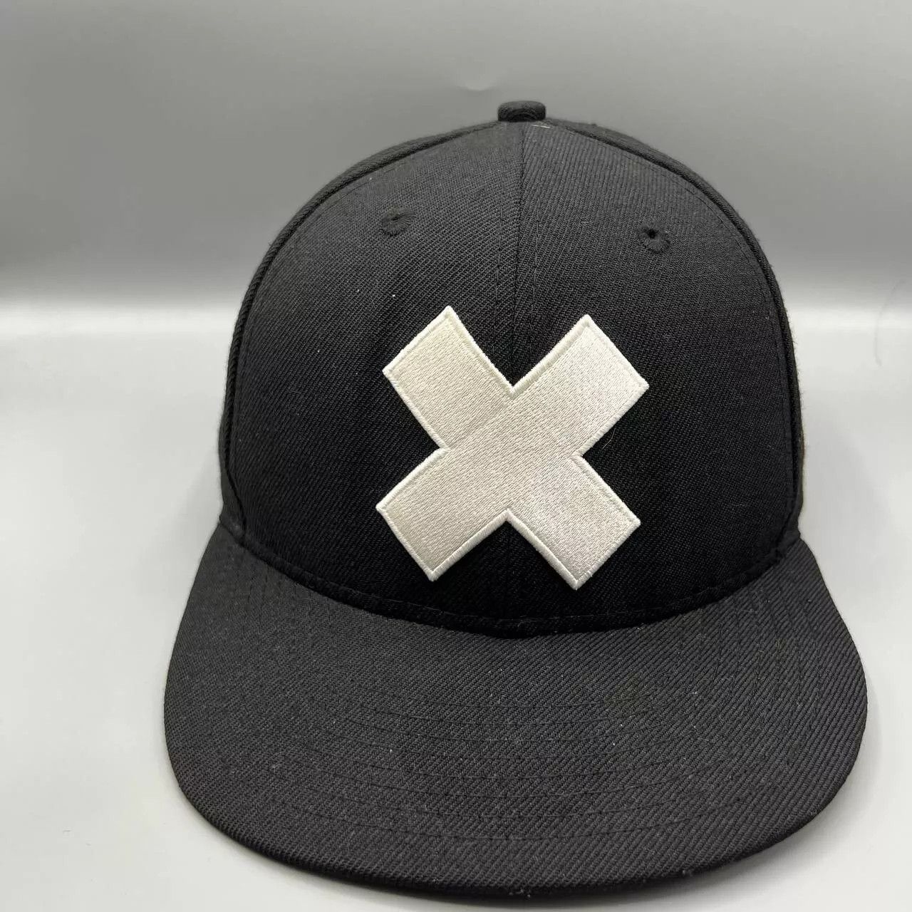 New Era One Piece Tony Tony Chopper Hat Men 7 3/8 Fitted Cap Size ONE SIZE - 1 Thumbnail