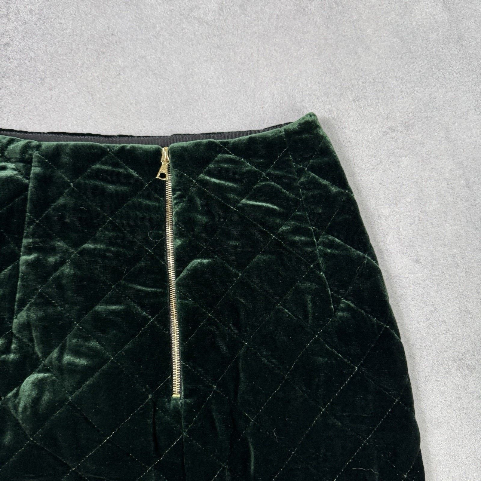 Sandro Vintage Sandro Green Velour Quilted Mini Skirt Size 1 Size 26" / US 2 / IT 38 - 12 Thumbnail