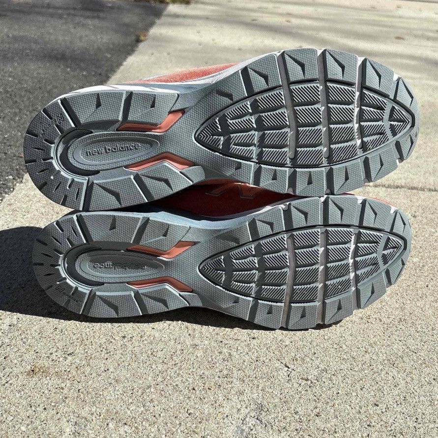 New Balance Excellent condition- Men’s New Balance 990v5 in Sunrise Rose Size US 12 / EU 45 - 3 Thumbnail