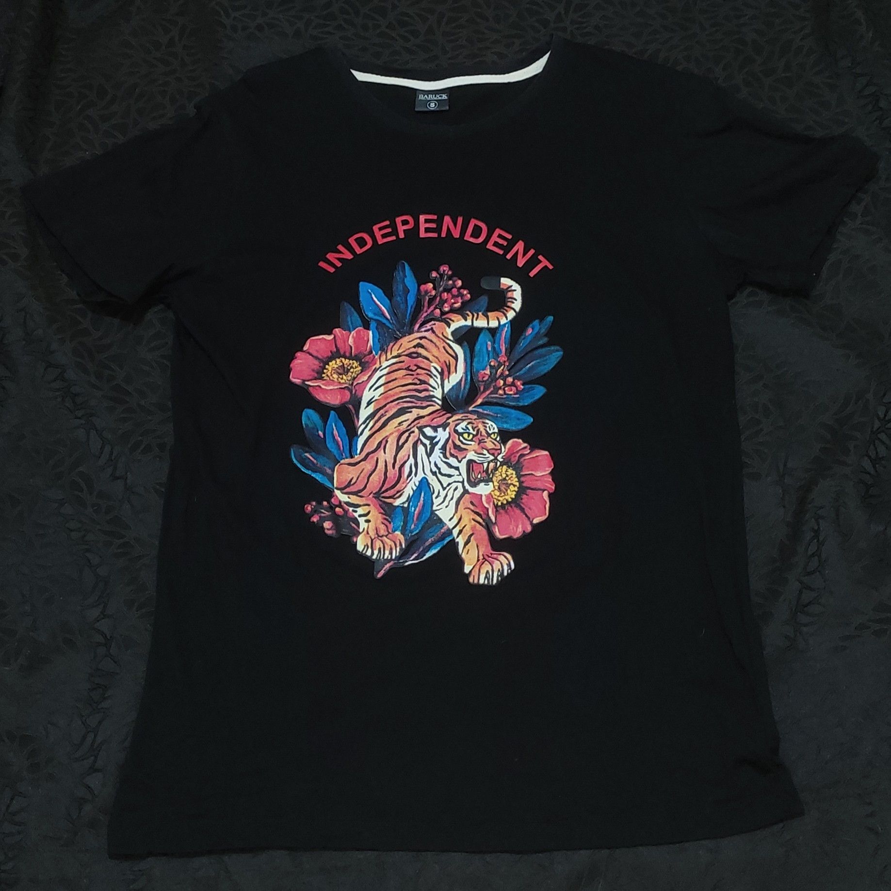 Japanese Brand × Vintage Vintage Independent lion flower Tee Size US S / EU 44-46 / 1 - 1 Thumbnail