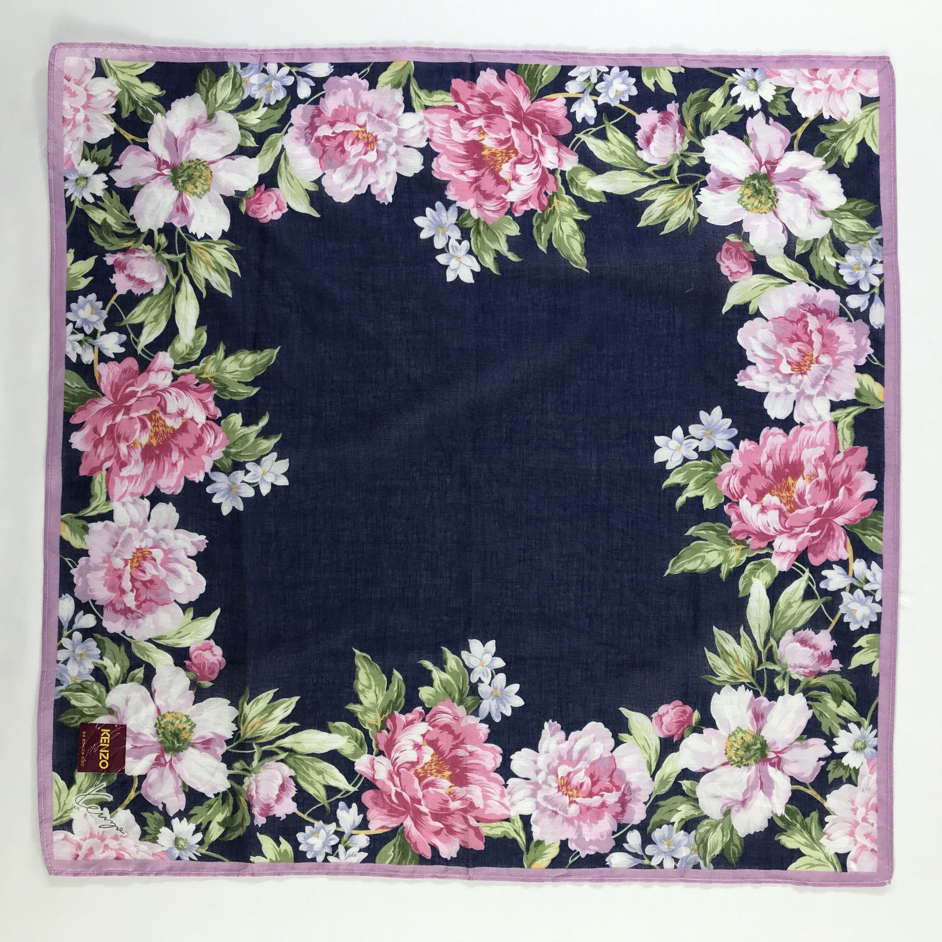 Kenzo × Vintage Kenzo Bandana / Handkerchief / Neckerchief - S1140 Size ONE SIZE - 1 Thumbnail