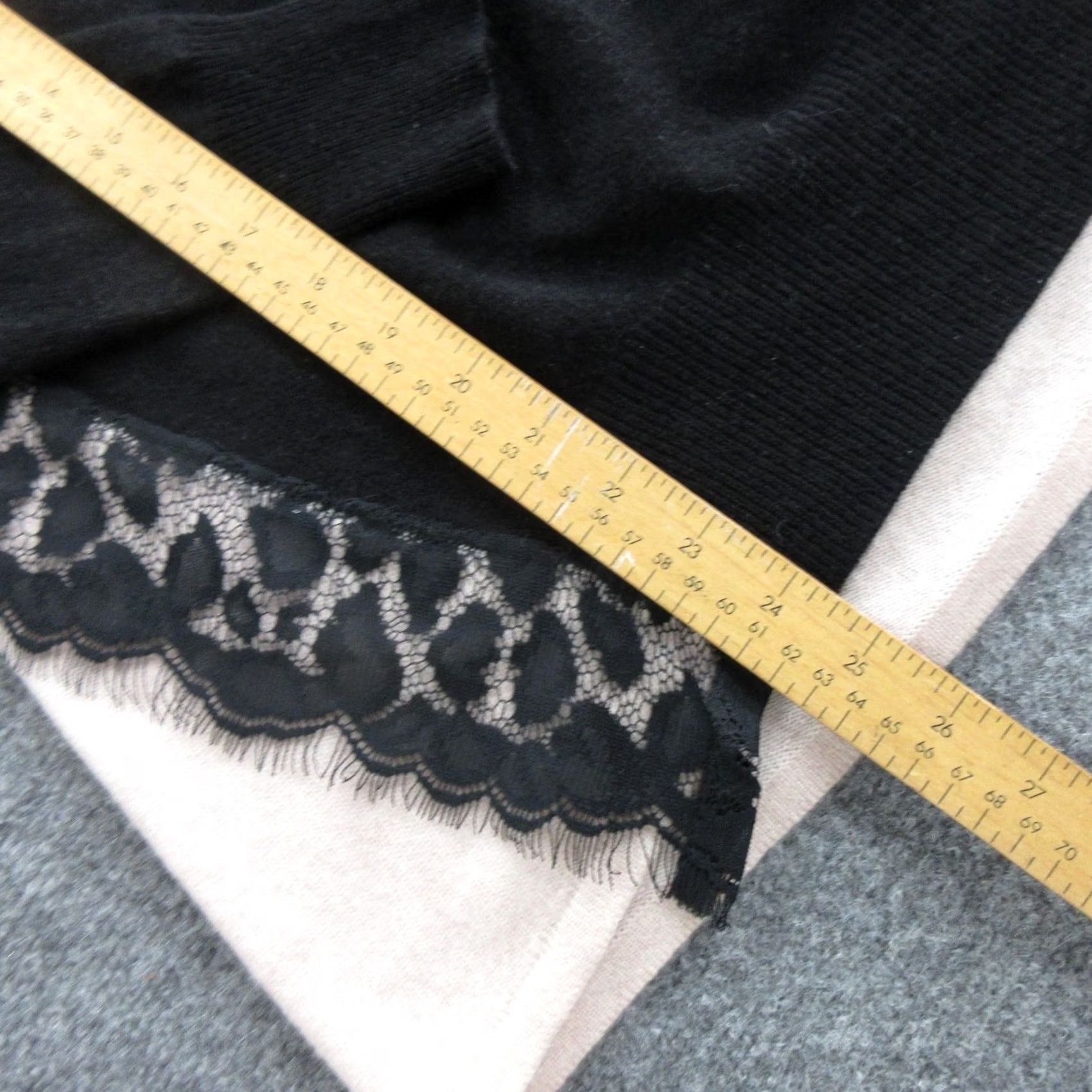 AQUA Aqua Cashmere Sweater Women Large Black Lace Crewneck Pullover | Classic Style Size L / US 10 / IT 46 - 3 Thumbnail