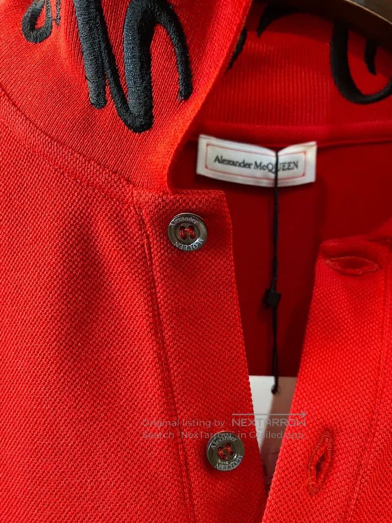 Alexander McQueen Alexander Mcqueen Collar embroidered red short sleeves Size US L / EU 52-54 / 3 - 6 Thumbnail