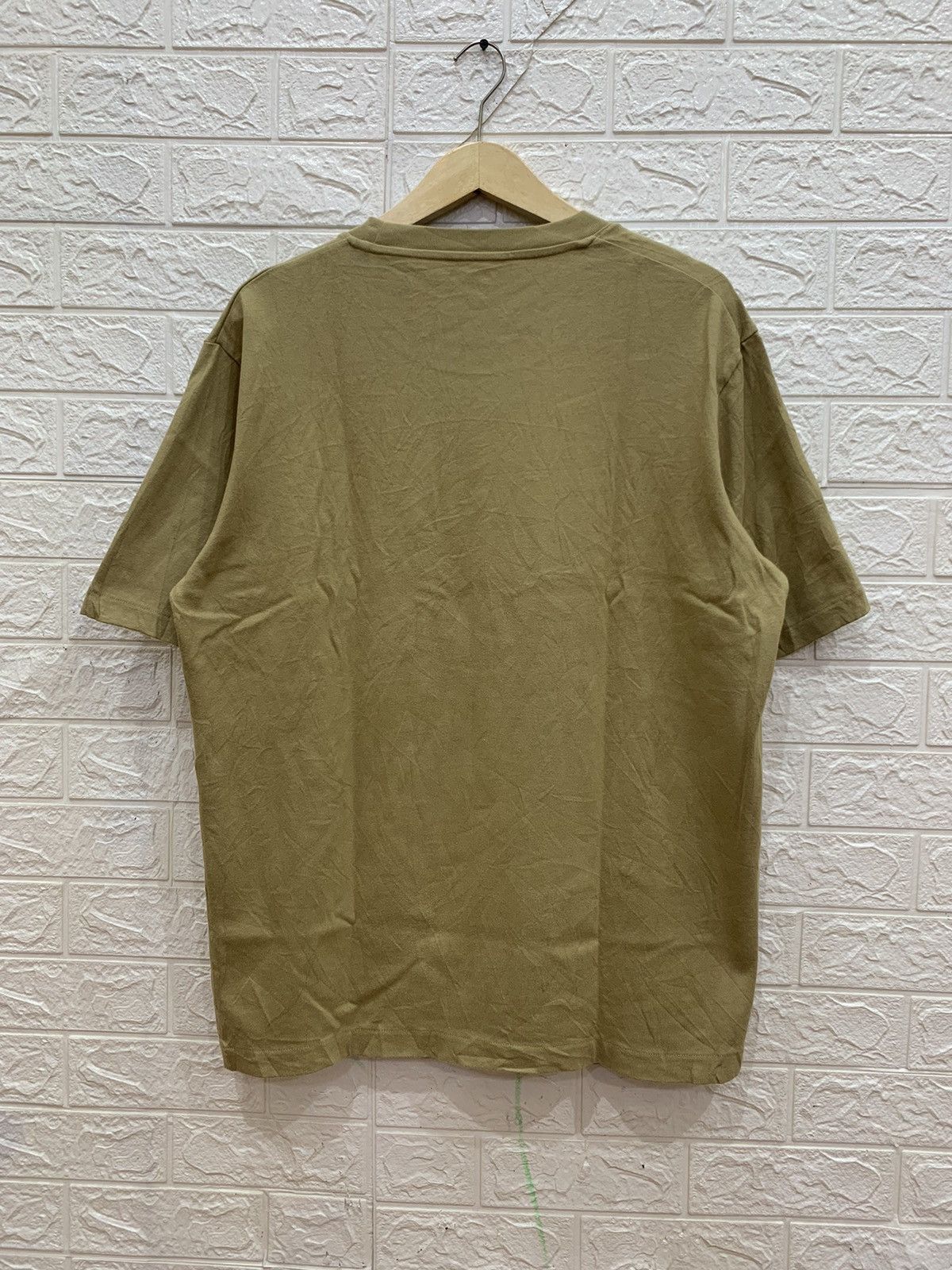 JW Anderson × Japanese Brand × Uniqlo Jw anderson x Uniqlo contrast stitch pocket t shirt Size US L / EU 52-54 / 3 - 6 Thumbnail