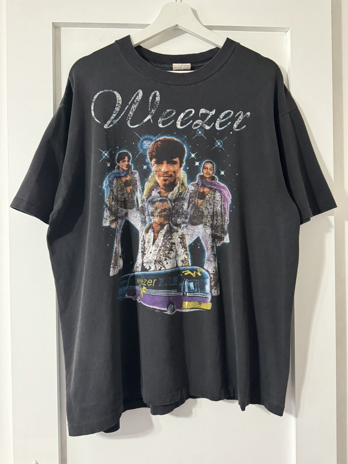 Vintage Vintage 1995 Weezer Band Tee XL Size US XL / EU 56 / 4 - 1 Thumbnail