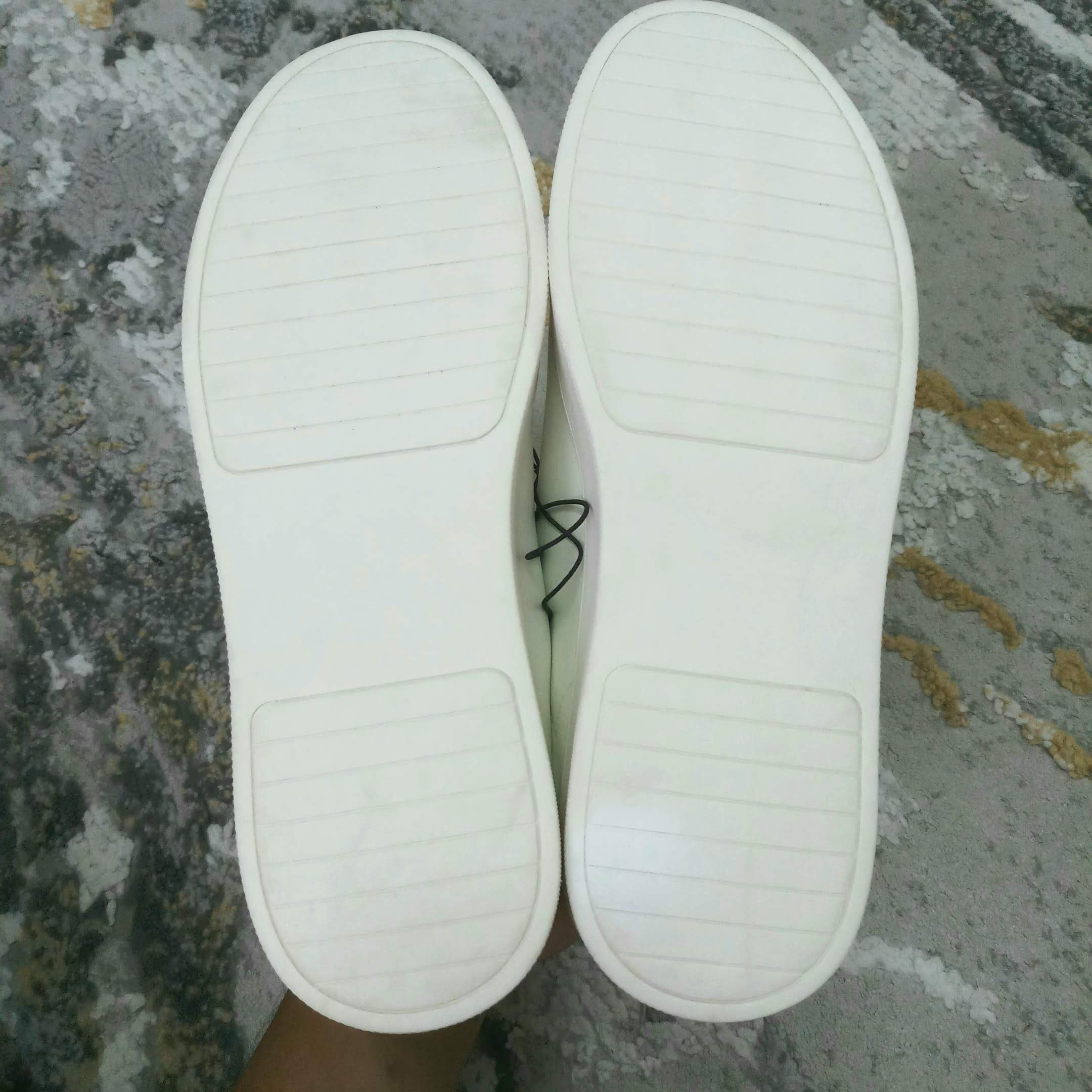 GU × Undercover GU x Undercover Jun Takahashi White Shoes Size US 7 / EU 40 - 12 Thumbnail