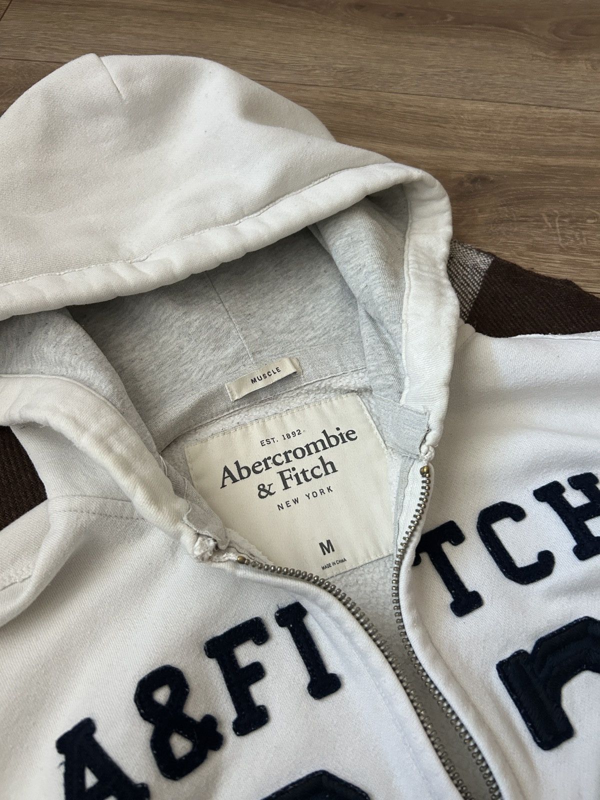 Abercrombie & Fitch Vintage Abercrombie & Fitch big logo zip-hoodies Lgb style Size US M / EU 48-50 / 2 - 4 Thumbnail