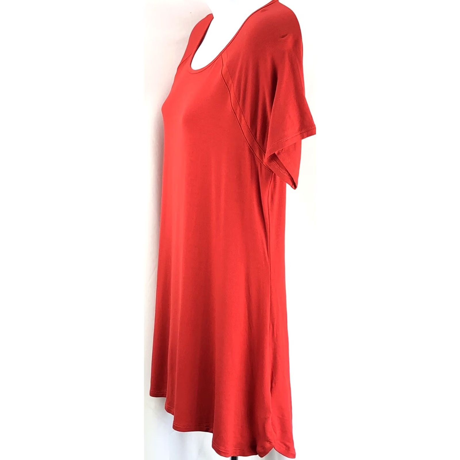 Vintage Halston T-Shirt Dress Halston long tee top S red short sleeve roundneck stretch modal Shirt Womens XS? Size S / US 4 / IT 40 - 2 Thumbnail