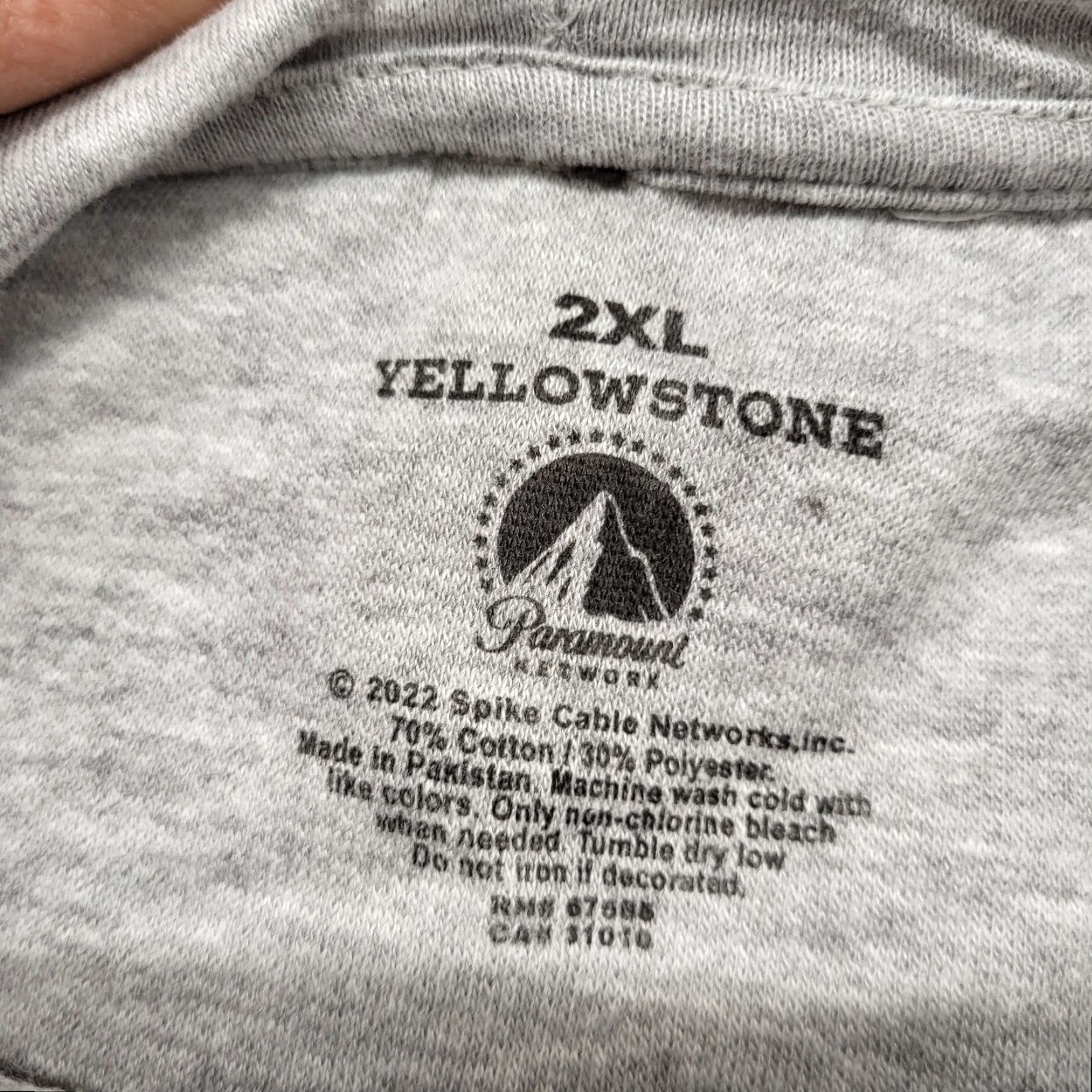 Vintage Yellowstone Hoodie Mens 2XL Gray Dalto n Ranch Bucking Bronco Montana Logo Graphic Print Pullover Hooded Fleece Sweatshirt Western Carded? Size US XXL / EU 58 / 5 - 7 Thumbnail