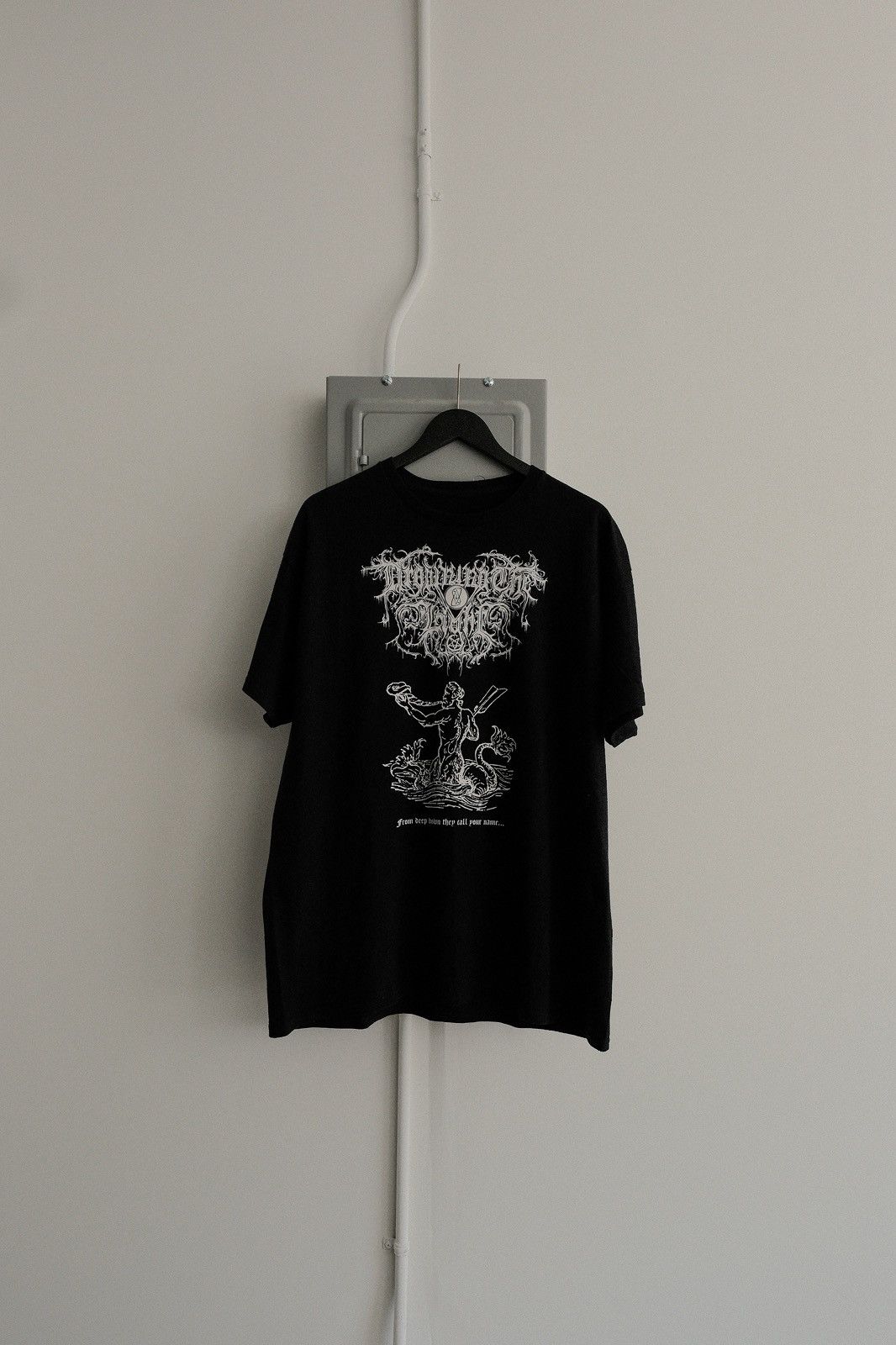 Band Tees Drowning the Light From Deep Down they Call Your Name Tee Size US L / EU 52-54 / 3 - 1 Thumbnail
