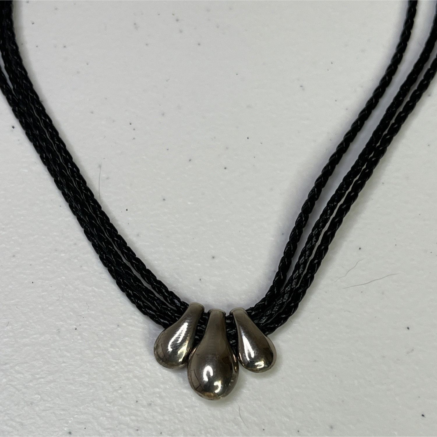 Designer Beautiful Women's Black Necklace With Pretty Teardrop Size ONE SIZE - 4 Thumbnail