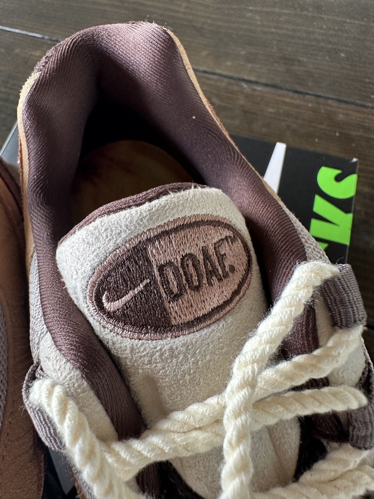 Nike Oregon Ducks x Nike Air Max 95 Lumber Yard Brown Size US 10 / EU 43 - 9 Thumbnail