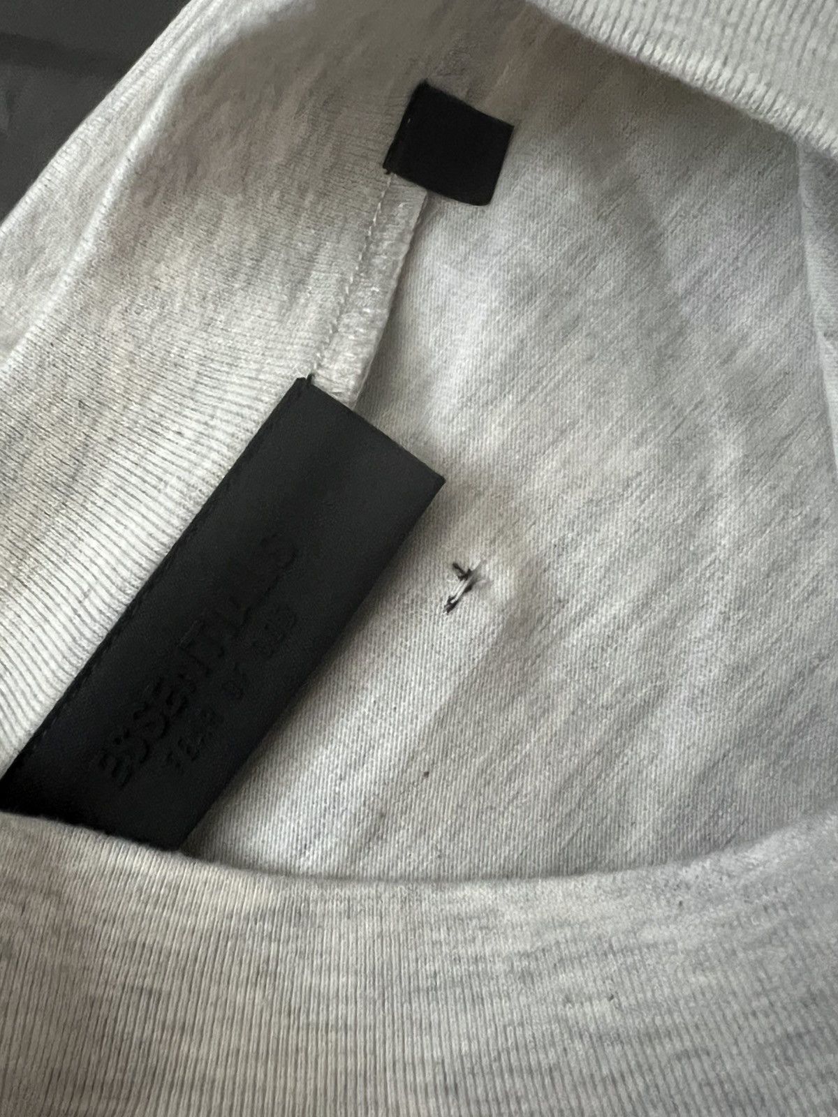 Essentials × NBA Fear of God Essentials NBA tee Hawks Size US L / EU 52-54 / 3 - 3 Thumbnail