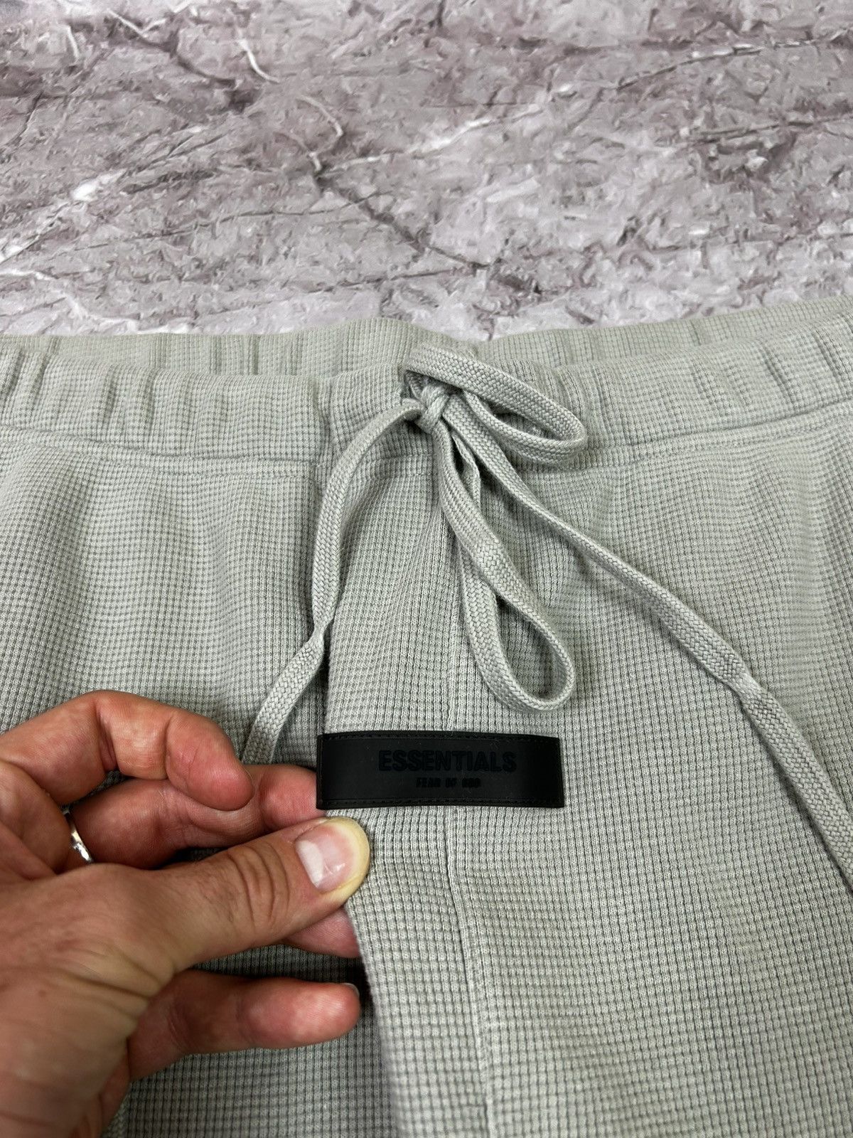 Essentials Fear of God Essentials Baggy Sweatpants Size L Size US 34 / EU 50 - 3 Thumbnail