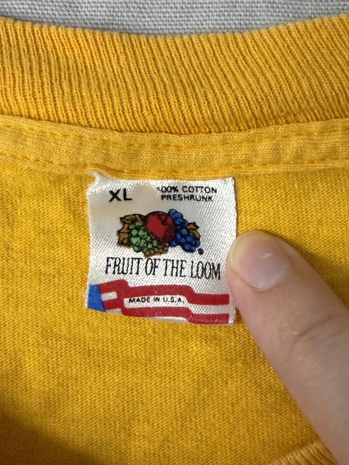 Fruit Of The Loom VTG Viva Santana Tour T-shirt Staff Single Stitch Tee XL Size US XL / EU 56 / 4 - 2 Thumbnail