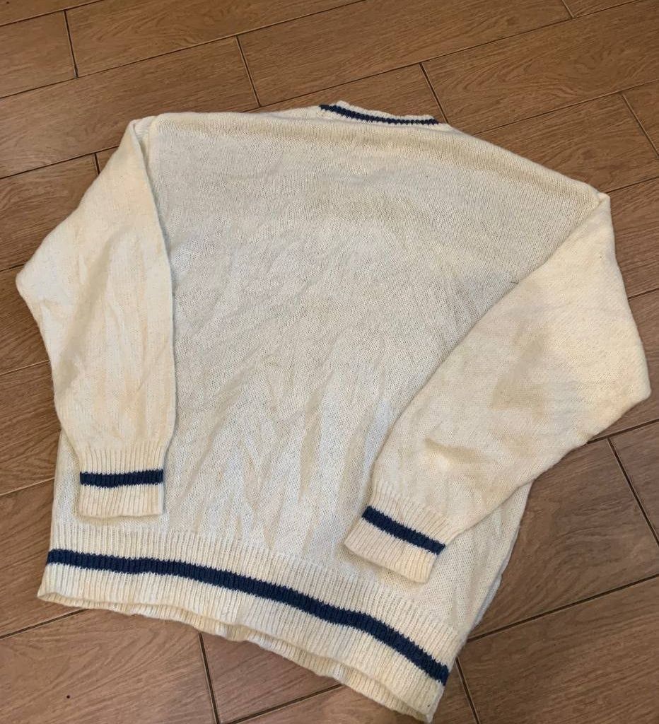 Vintage Vintage oversized anime girl sweater Japanese brand Size US M / EU 48-50 / 2 - 3 Thumbnail