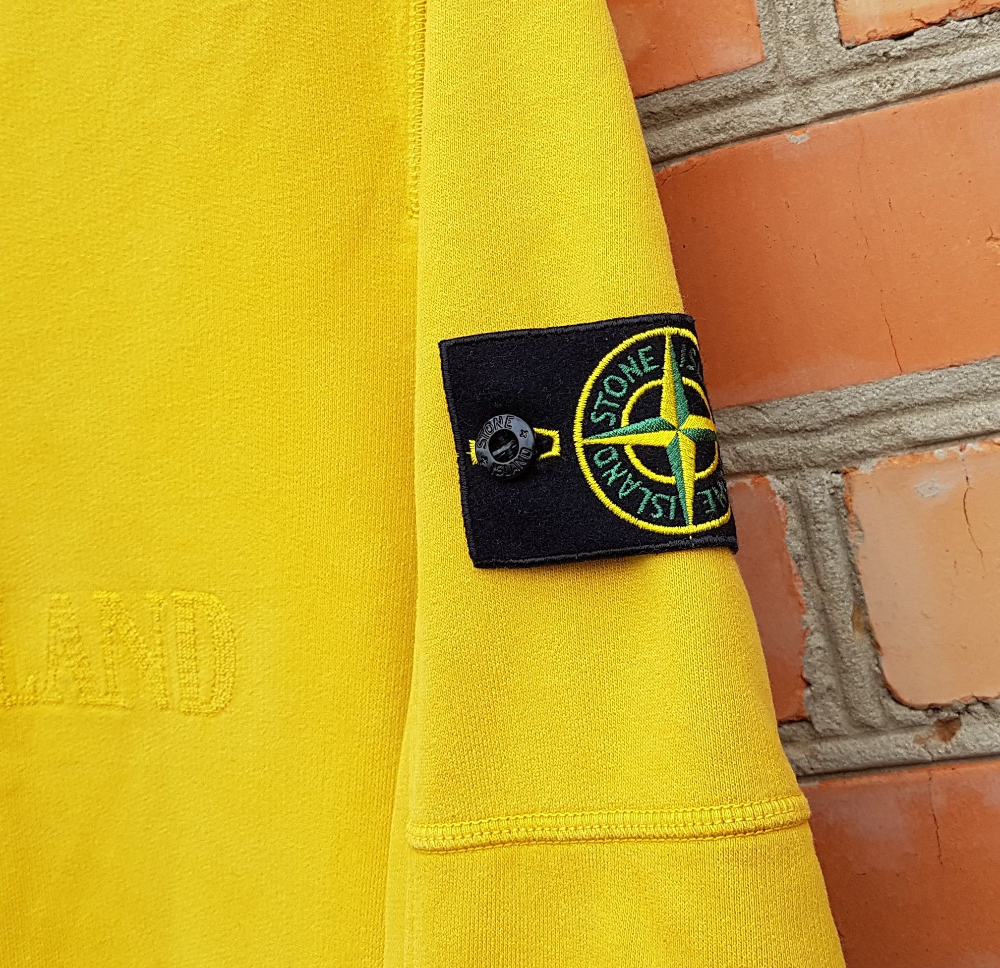 Stone Island Stone Island Garment Dyed Intarsia Logo Sweatshirt Size US S / EU 44-46 / 1 - 7 Thumbnail