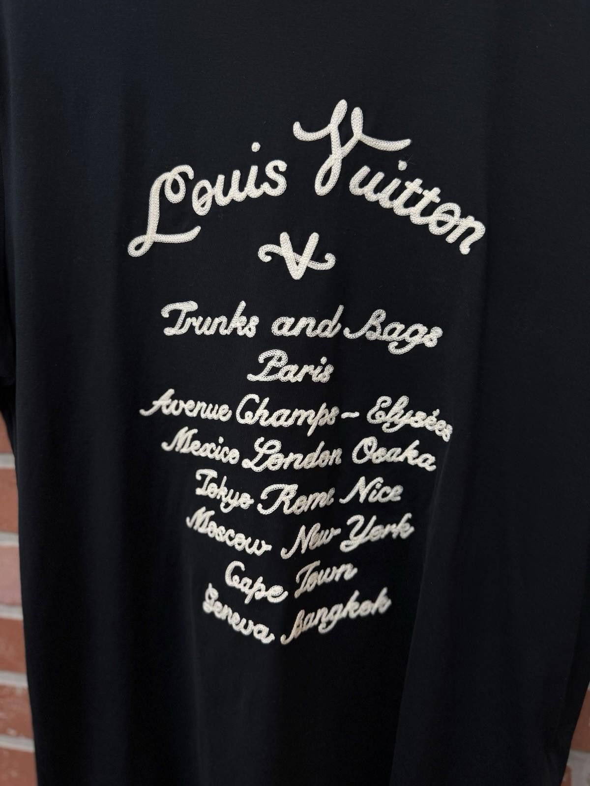 Louis Vuitton LOUIS VUITTON T-Shirt LV Tee Cotton Black Men’s Size Large Size US L / EU 52-54 / 3 - 4 Thumbnail