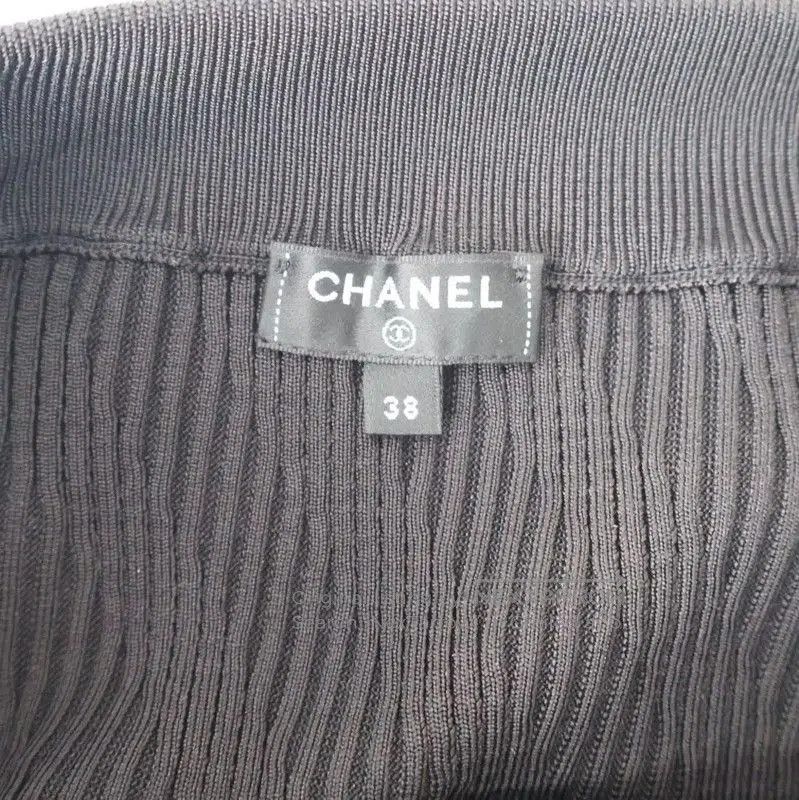 Chanel Chanel Black Silk Off-Shoulder Knit T-Shirt . Size M / US 6-8 / IT 42-44 - 5 Thumbnail