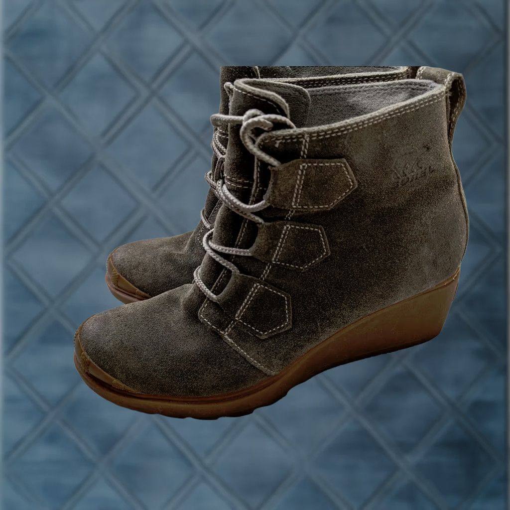SOREL Sorel Toronto Boots Womens 7.5 38.5 Gray Suede Lace Up Wedge Ankle Booties Shoe Size 7.5 Womens Gray Suede Leather Upper Bootie Shoes Collection 90s? Size US 8 / IT 38 - 1 Thumbnail