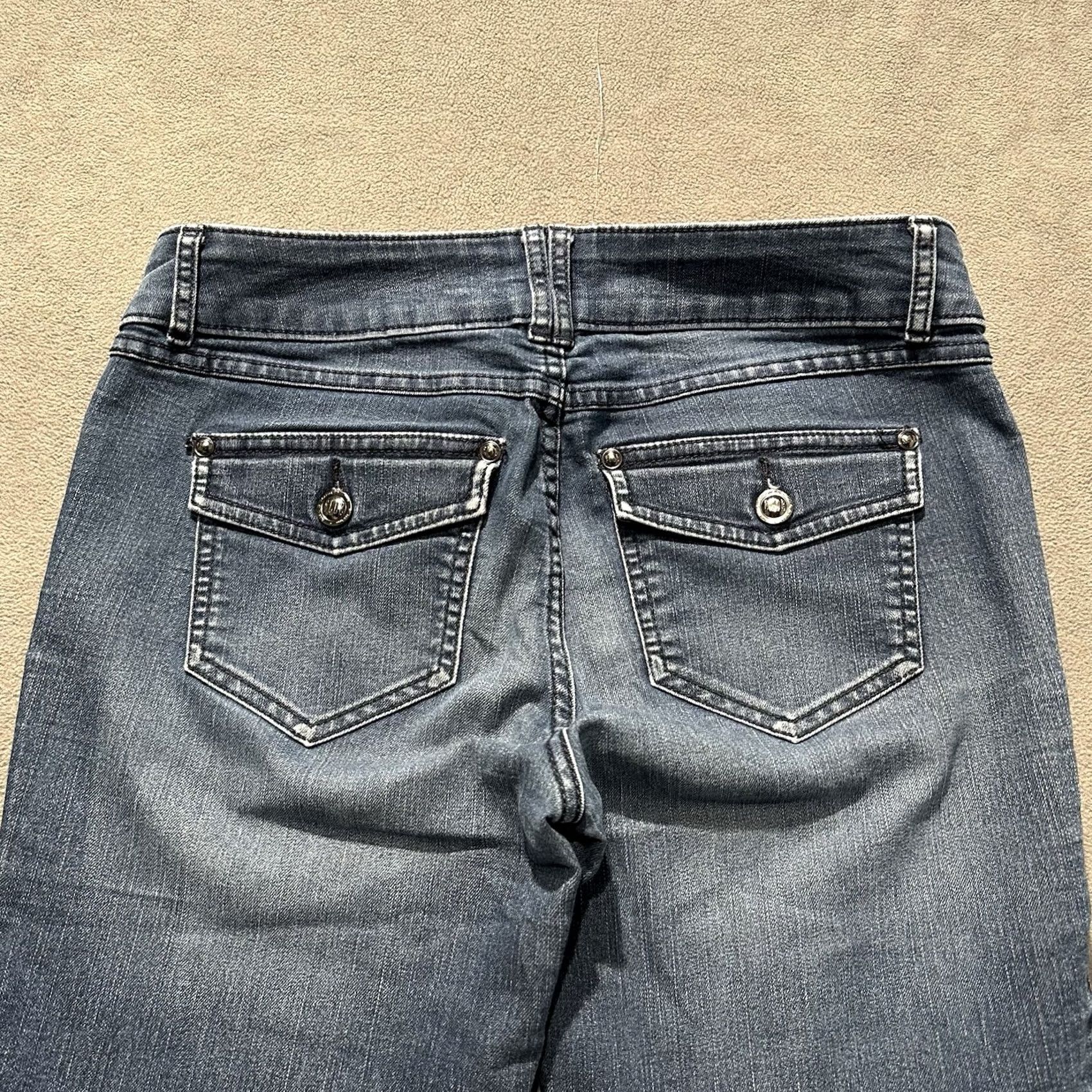 Vintage ELLE Jeans Womens Size 4 Blue Denim Straight Leg Faded Pocket Flap EUC Size 27" / US 4 / IT 40 - 4 Thumbnail
