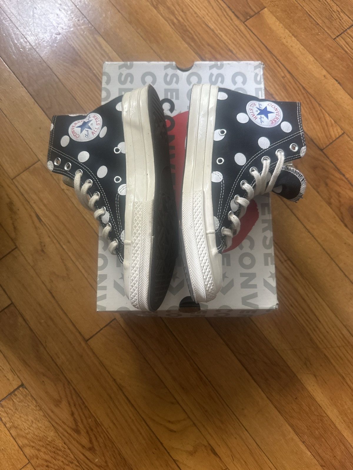 Comme des Garcons PLAY × Converse Black with white polka dot converse hi Size US 9 / IT 39 - 8 Thumbnail