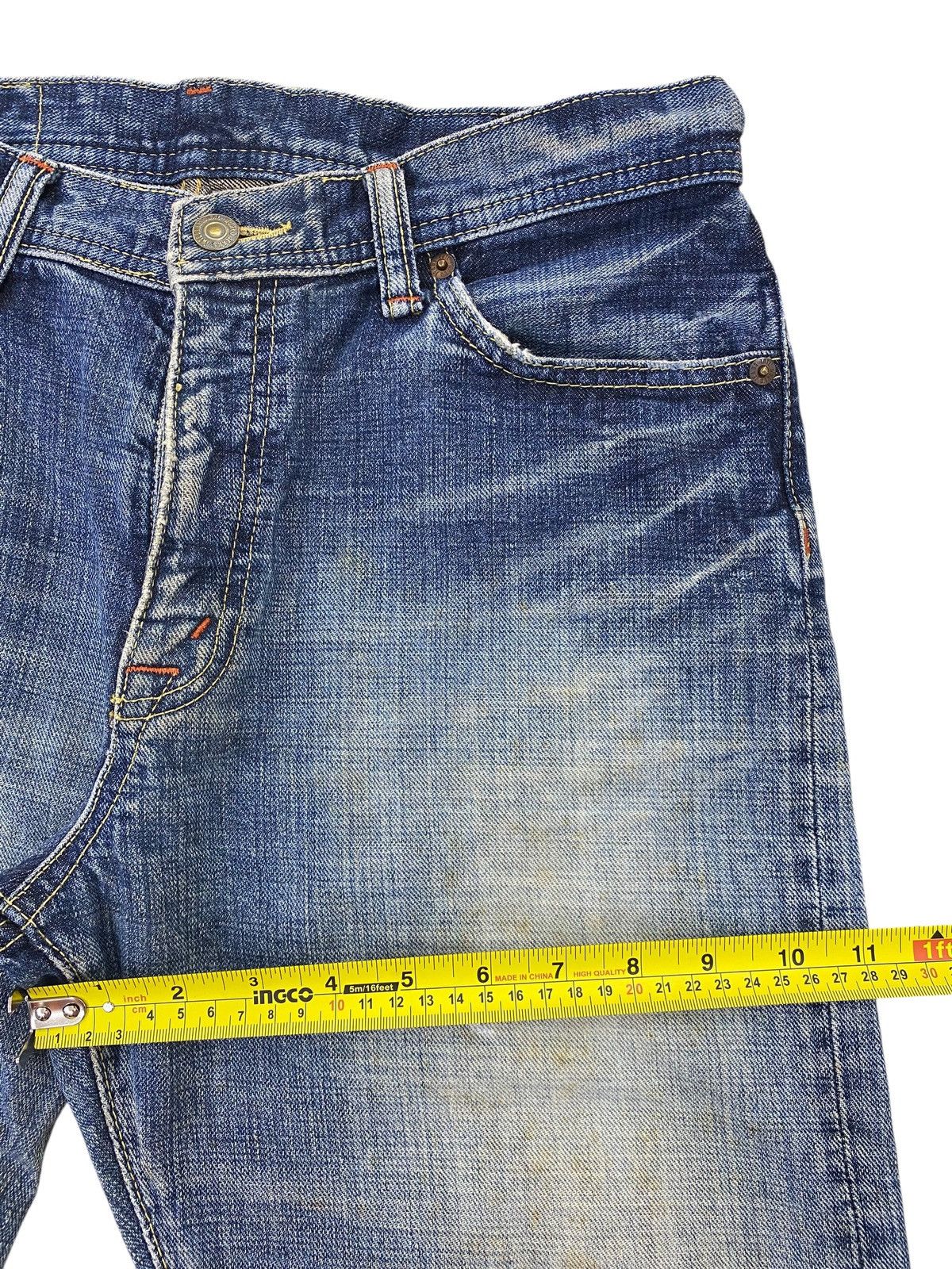 Japanese Brand Japanese Brand Light Faded Wash Style Straight Leg Jeans Size US 30 / EU 46 - 7 Thumbnail
