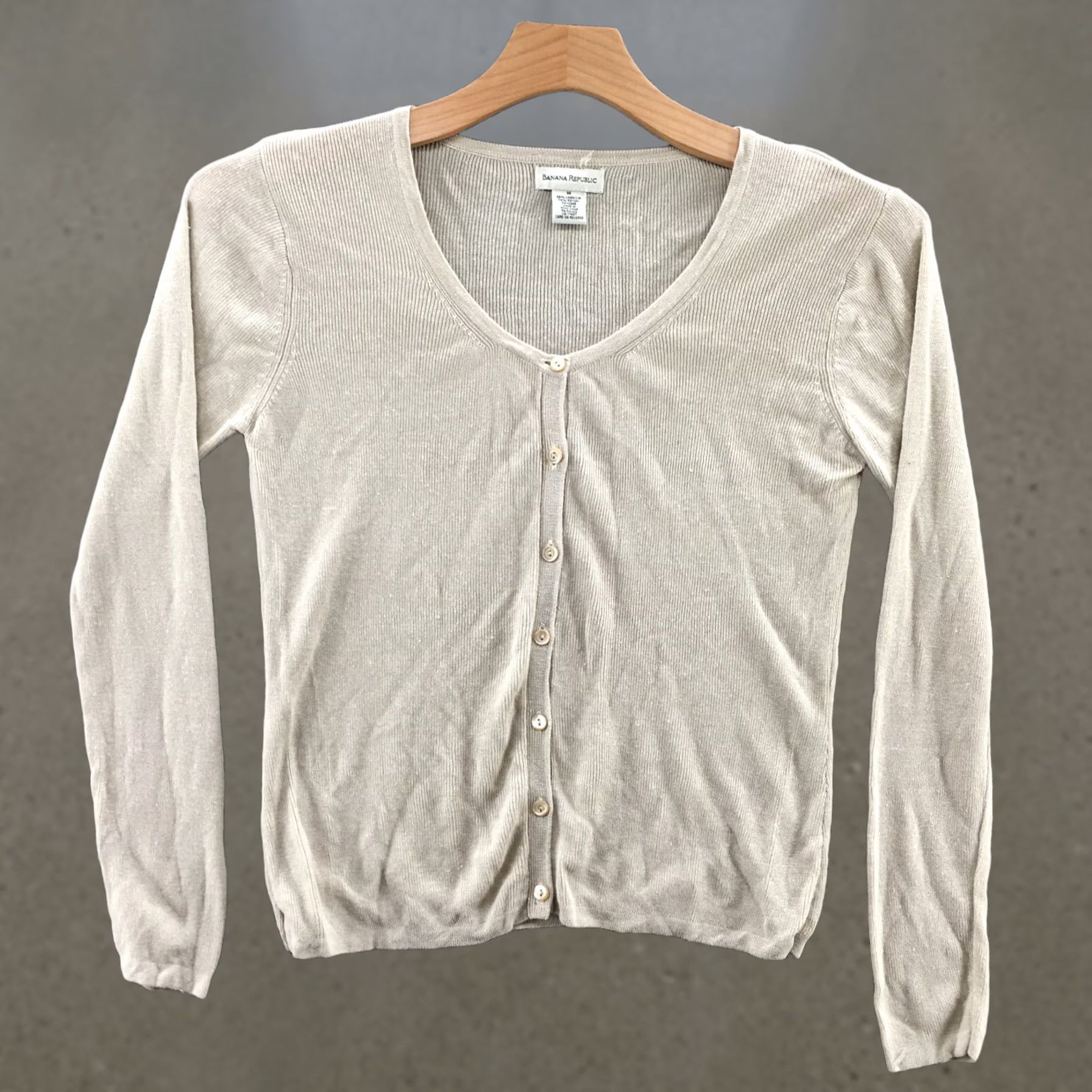 Banana Republic Banana Republic Cardigan Womens M Beige Long Sleeve Rayon Blend Button Up Casual Size M / US 6-8 / IT 42-44 - 1 Thumbnail