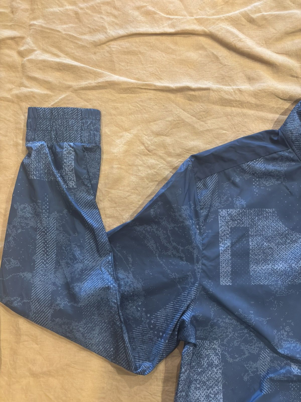 Puma Puma water & wind proof clothing.mt-90 Size US L / EU 52-54 / 3 - 6 Thumbnail