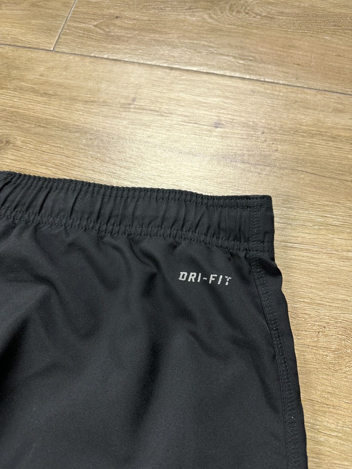 Nike × Vintage Vintage Y2K Nike Dri-Fit Baggy Track Pants Size US 32 / EU 48 - 16 Thumbnail