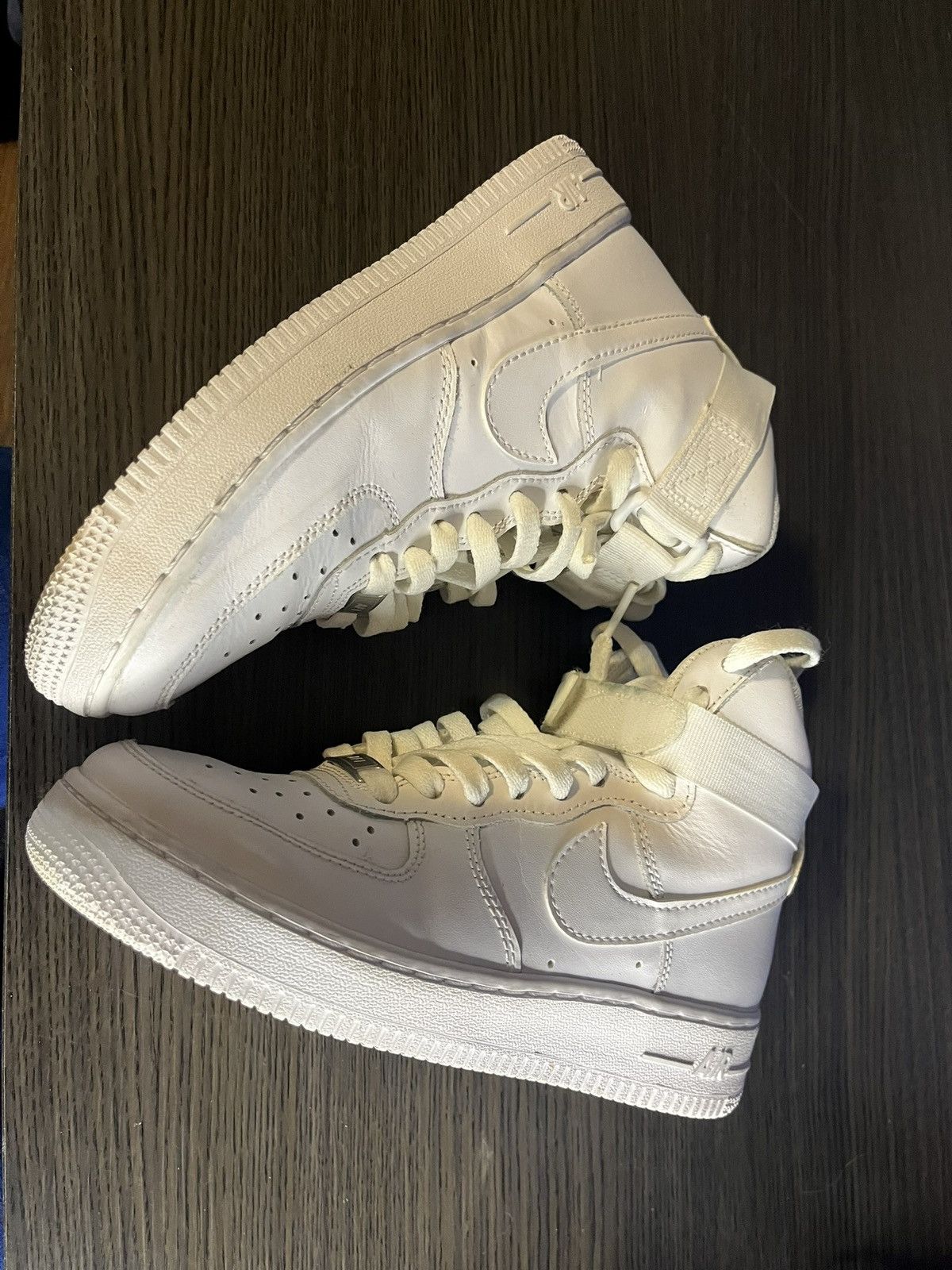 Nike All White Air Force High GS Size US 5 / EU 37 - 2 Thumbnail
