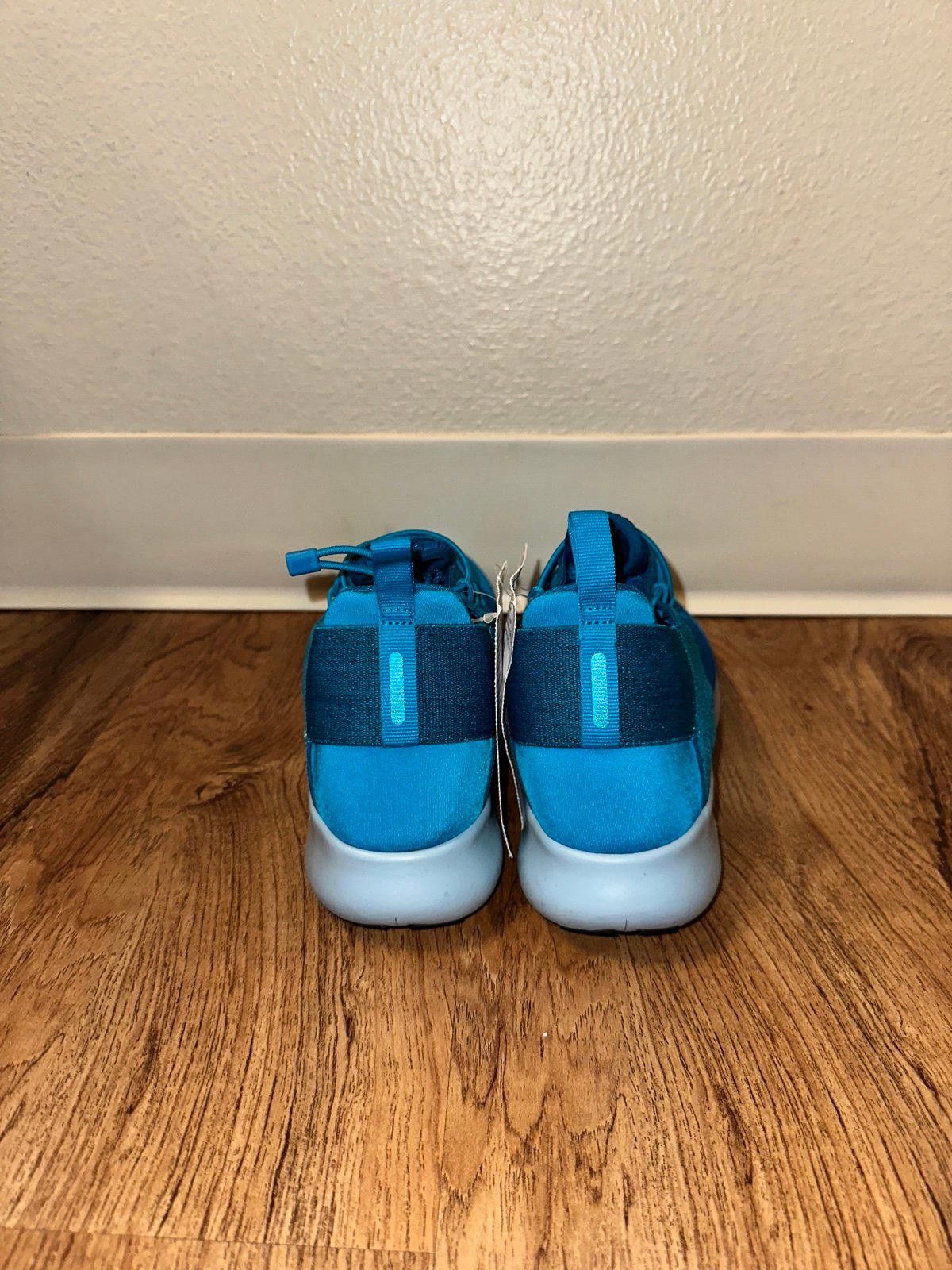 Nike Nike Free Rn CMTR 2017 Neon Turquoise Size US 8 / IT 38 - 2 Thumbnail