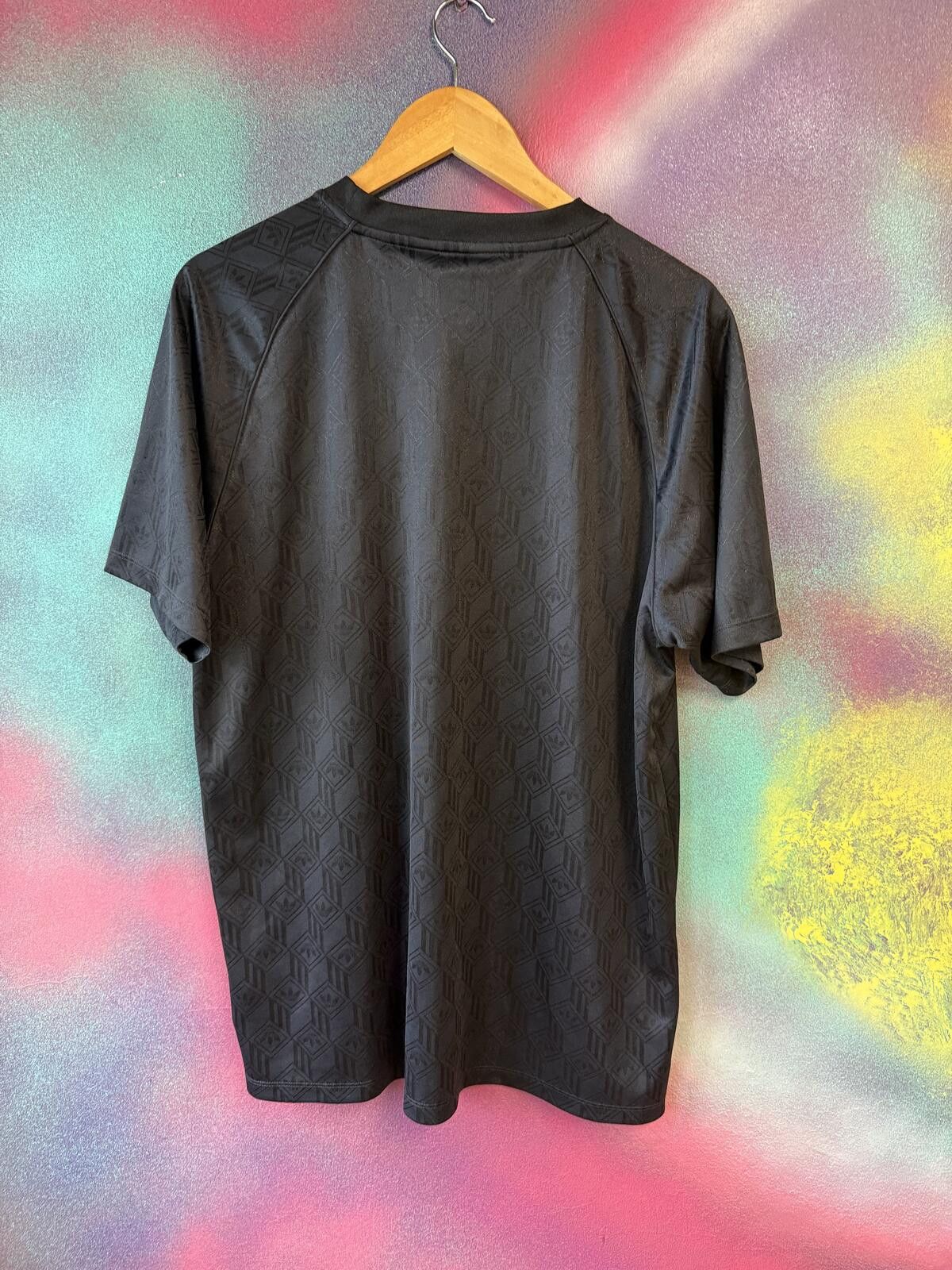 Other Adidas Black T-Shirt size uk L Size US L / EU 52-54 / 3 - 4 Thumbnail