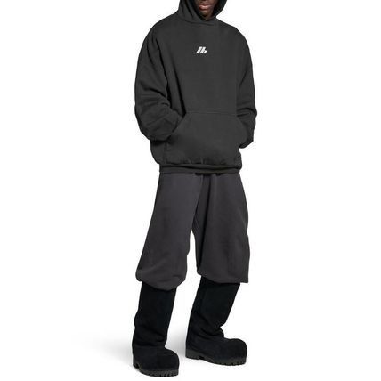 Balenciaga o1w1db10226 Activewear Hoodie Oversized in Black Size US S / EU 44-46 / 1 - 3 Thumbnail