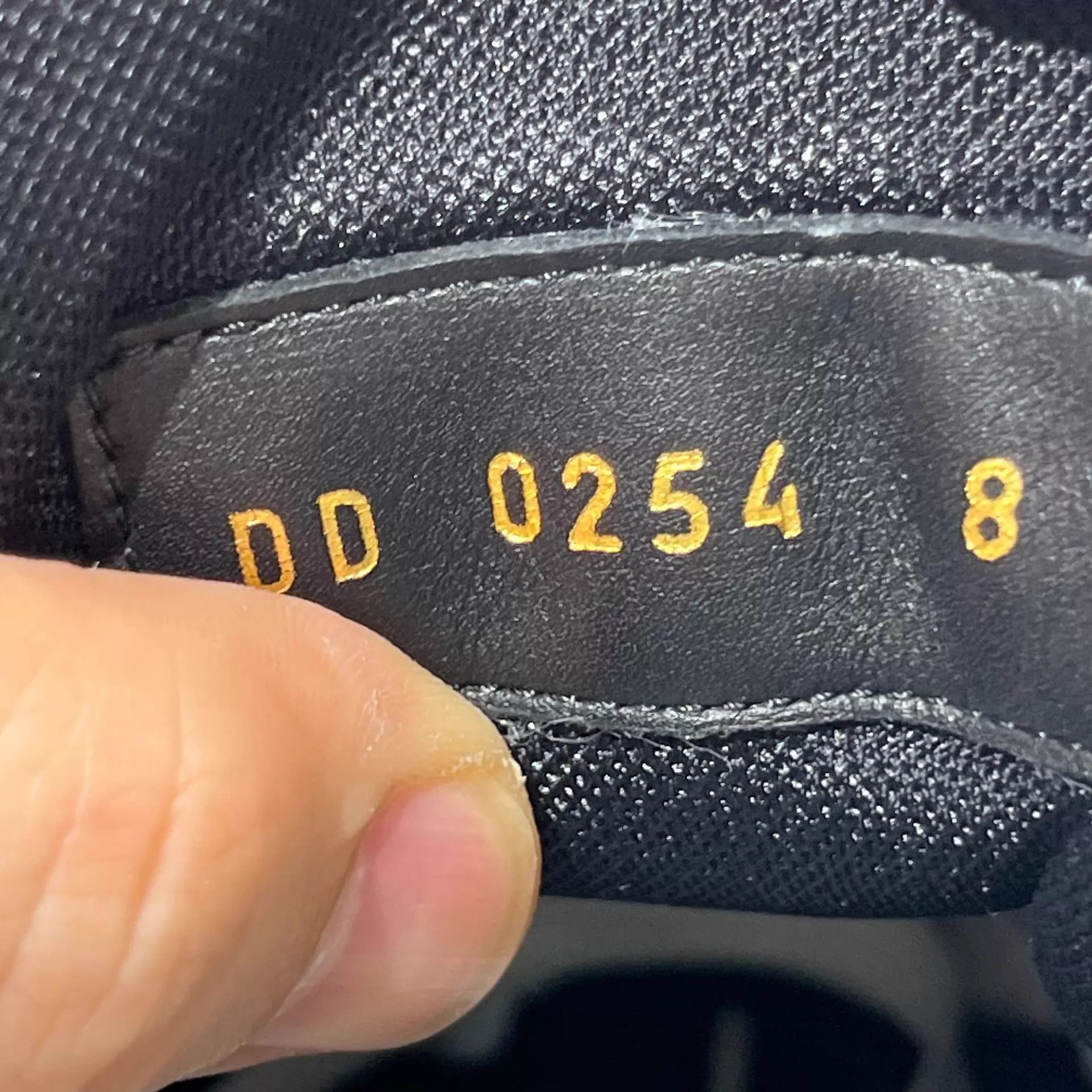 Louis Vuitton Louis Vuitton Trainer Black UK8 42 Size US 9 / EU 42 - 8 Thumbnail
