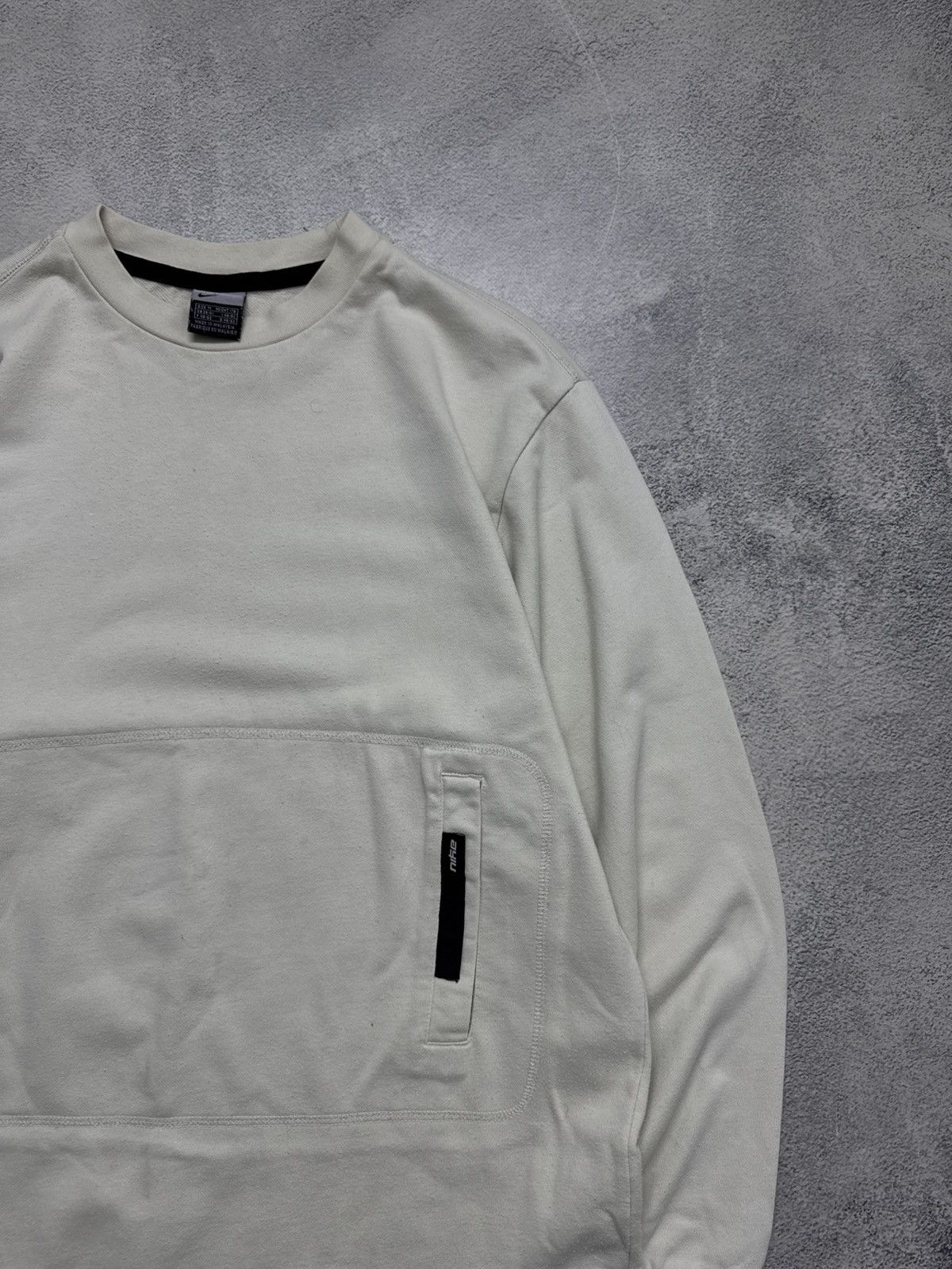 Nike Vintage Y2k Nike Mini Swoosh Sweatshirt 90’s Size US M / EU 48-50 / 2 - 5 Thumbnail