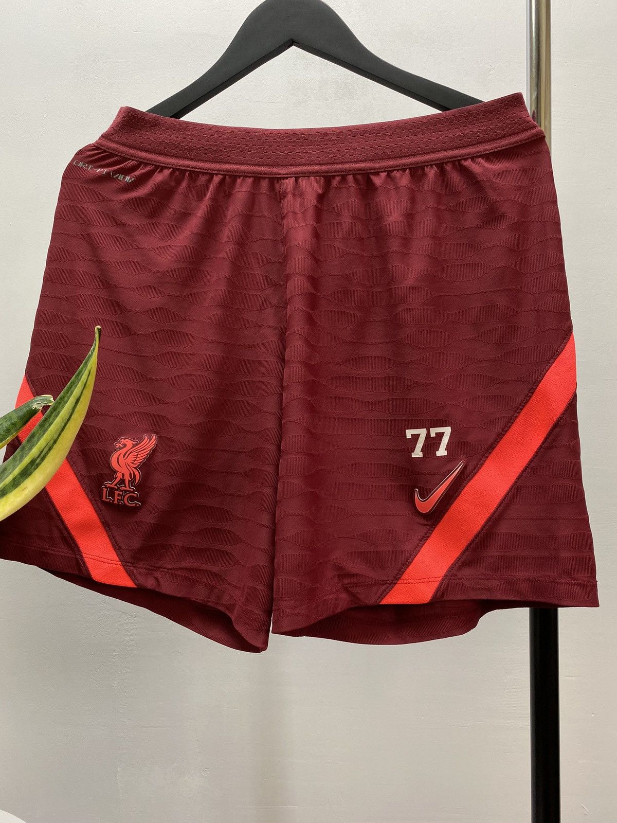 Nike Nike Liverpool 2021 2022 #77 James Norris Match Shorts Size US 34 / EU 50 - 5 Thumbnail