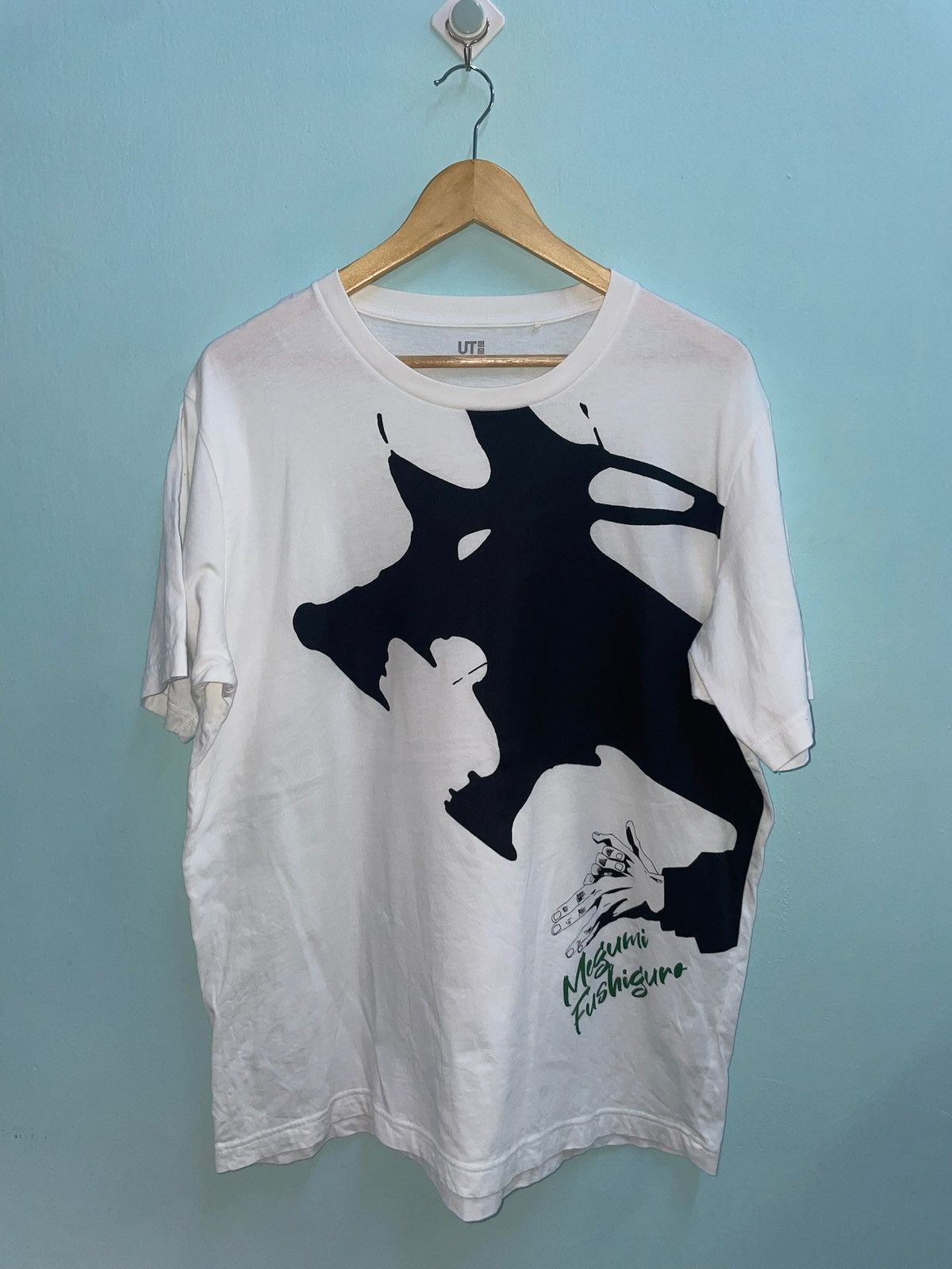Anime Uniqlo Anime X Jujutsu Kaisen Fushiguro Megumi Tshirt Size US XL / EU 56 / 4 - 2 Thumbnail