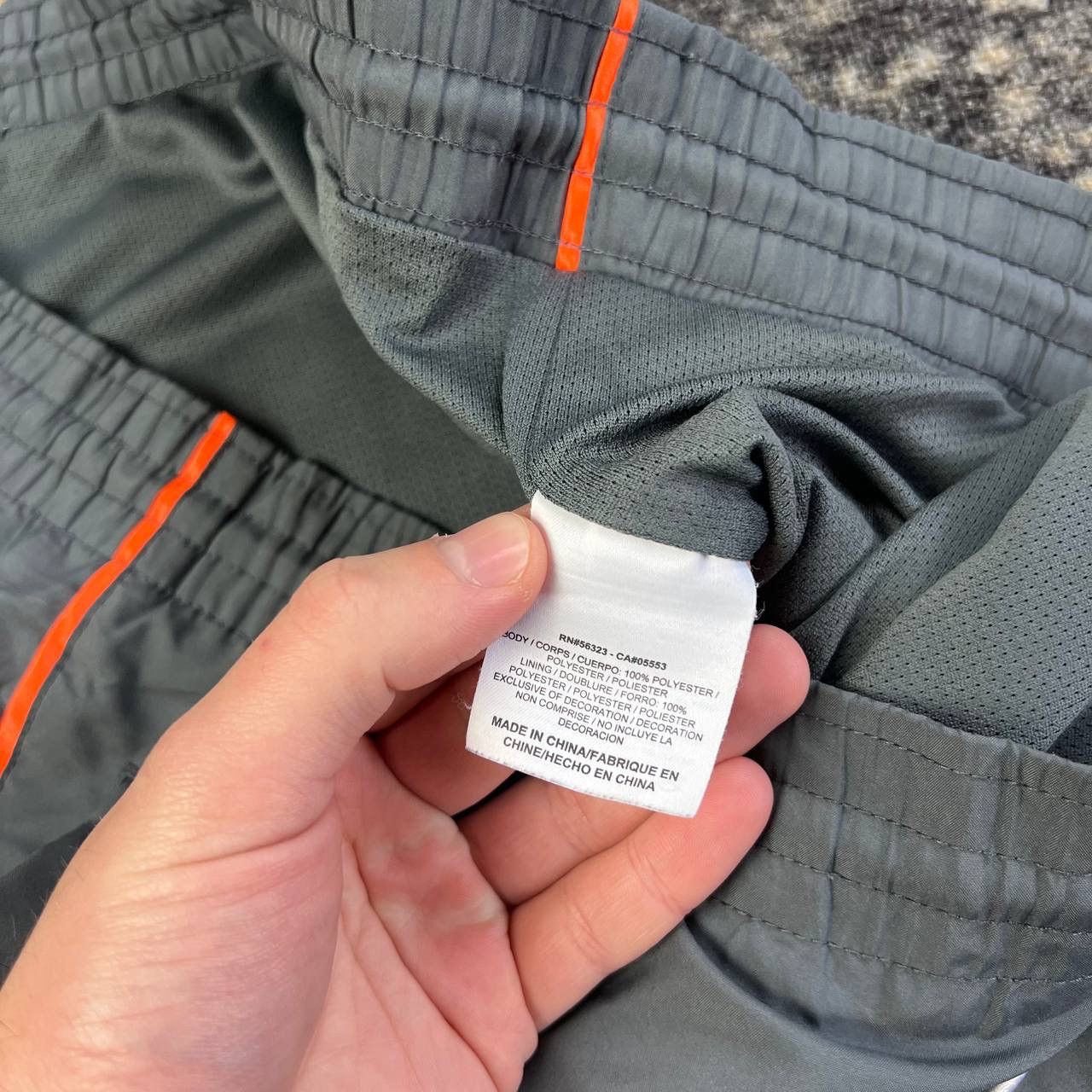 Nike Nike Swoosh Vintage Y2K Baggy Parachute Track Pants Size US 34 / EU 50 - 7 Thumbnail