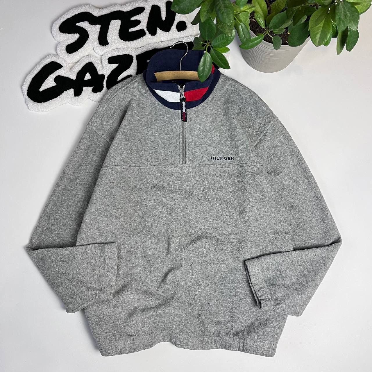 Tommy Hilfiger × Vintage Vintage 90s Tommy Hilfiger Big Logo 1/4 Zip Fleece Size US L / EU 52-54 / 3 - 2 Thumbnail