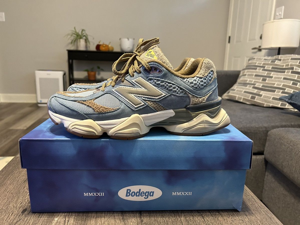 Saucony Sample Saucony Azura lucky 13 X Bodega 1 23 Grailed