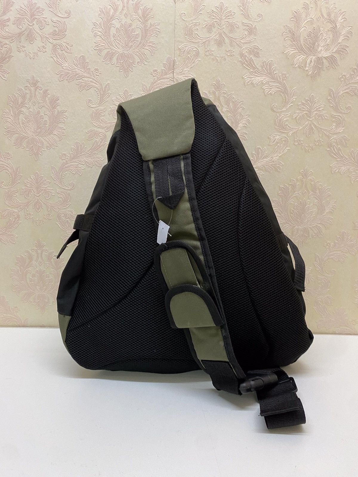 Japanese Brand Japanese Brand Time Walker Crossbody Bag Size ONE SIZE - 4 Thumbnail