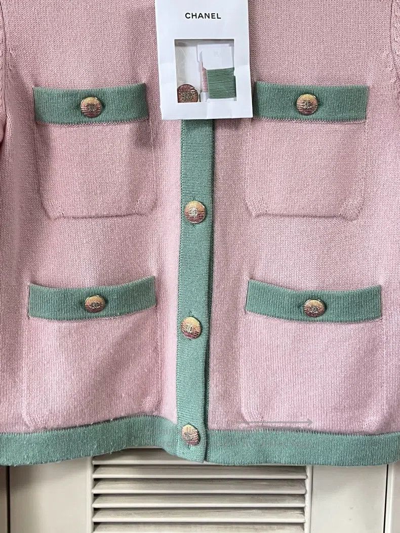 Chanel Chanel 24C pink and green cashmere knitted cardigan coat Size XXS / US 00 / IT 34 - 5 Thumbnail