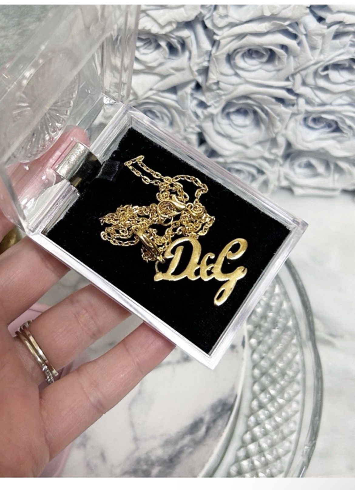 Dolce & Gabbana Authentic Dolce & Gabbana RARE Gold Cursive Logo DG Necklace Size ONE SIZE - 10 Thumbnail