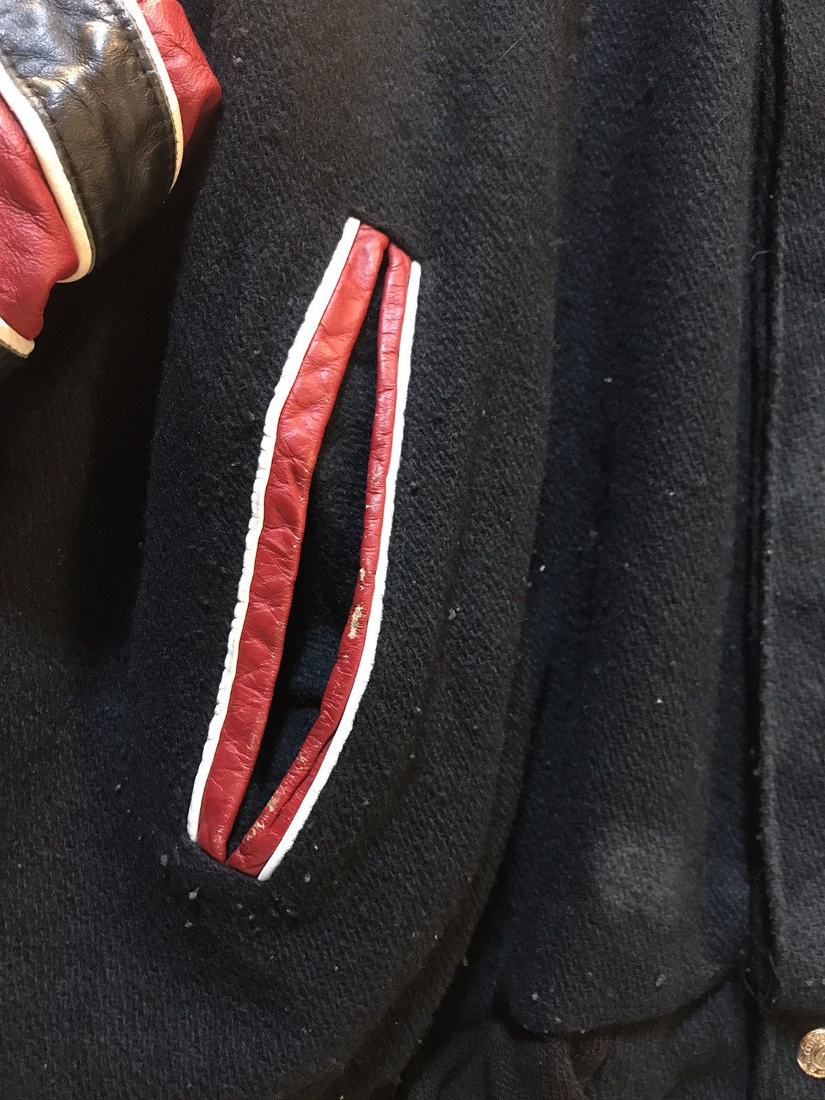 NBA × Vintage Rare Vintage NBA Chicago Bulls Leather bomber Jacket Size US L / EU 52-54 / 3 - 7 Thumbnail