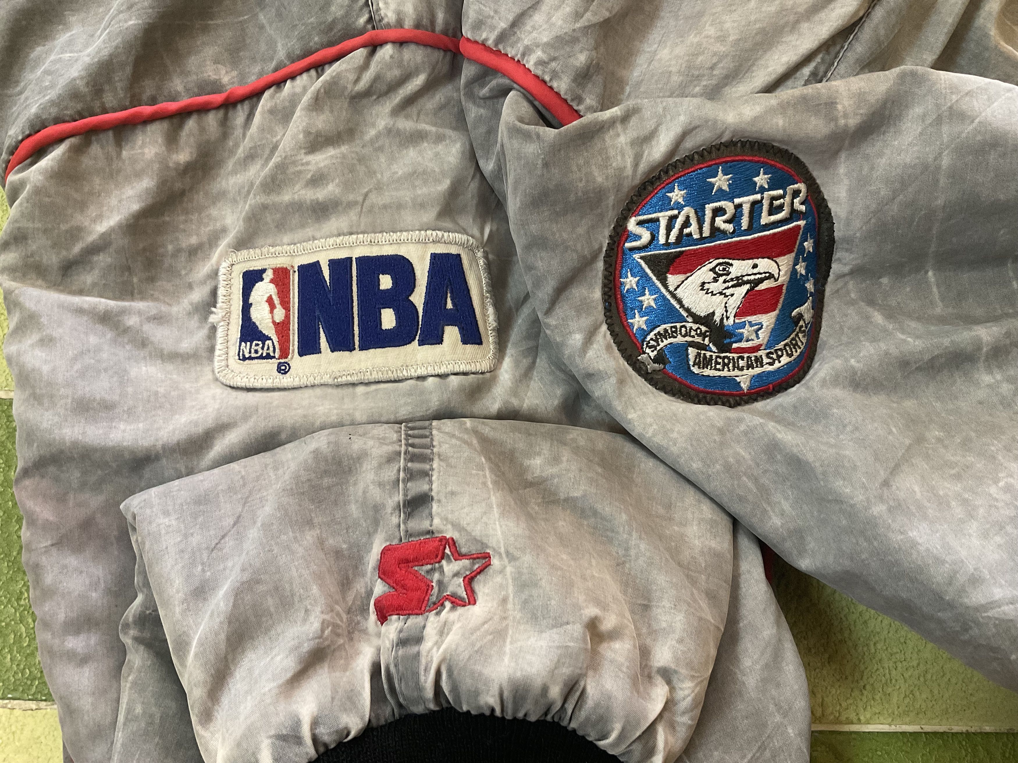 NBA Vintage 90s Starter NBA Chicago Bulls Bomber Jacket Size US L / EU 52-54 / 3 - 7 Thumbnail