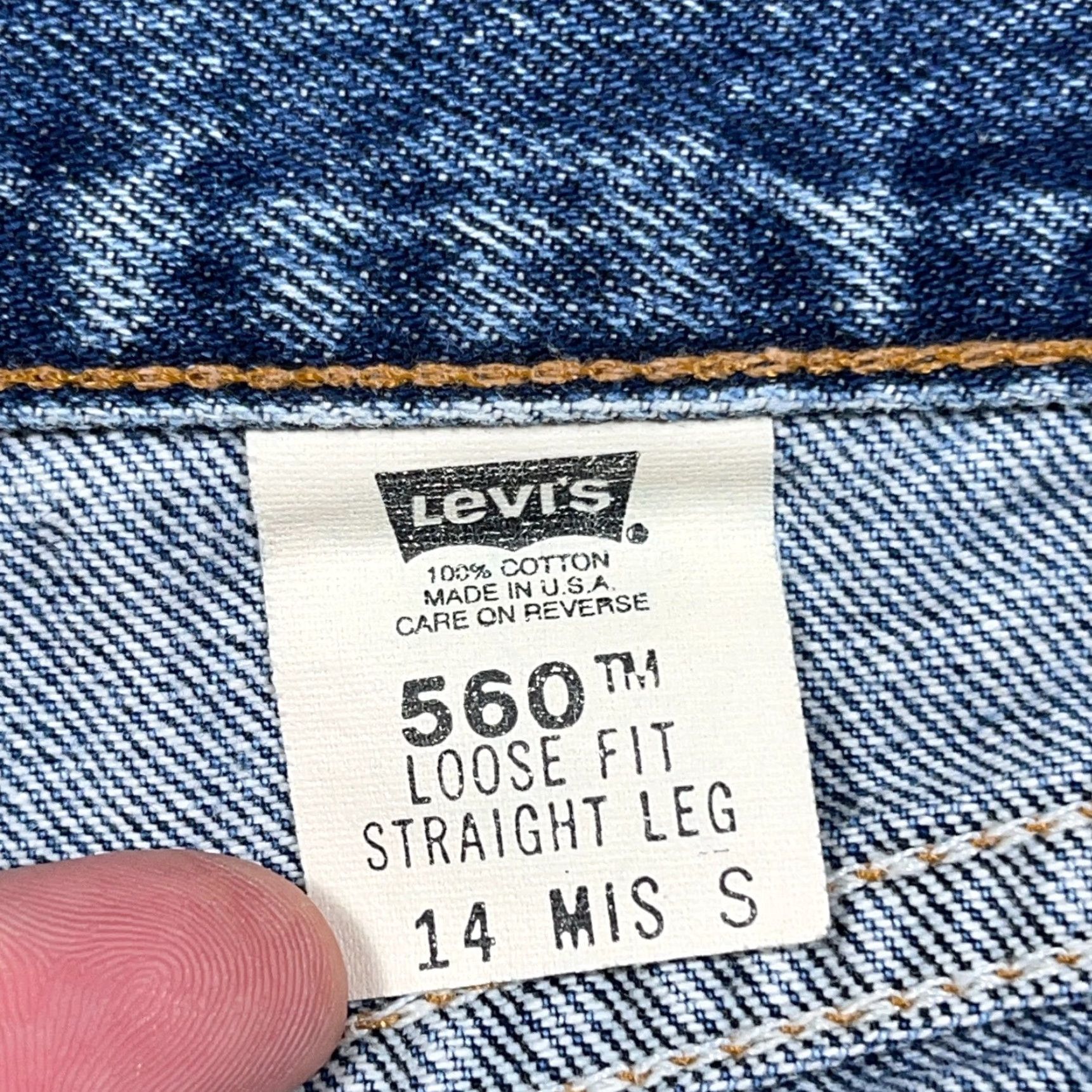 Levi's VINTAGE Levi's Jeans Women 14 32x29 560 Straight Leg Baggy Relaxed Blue Denim 80s 90s USA Mens? Size 36" / US 14 / IT 50 - 4 Thumbnail